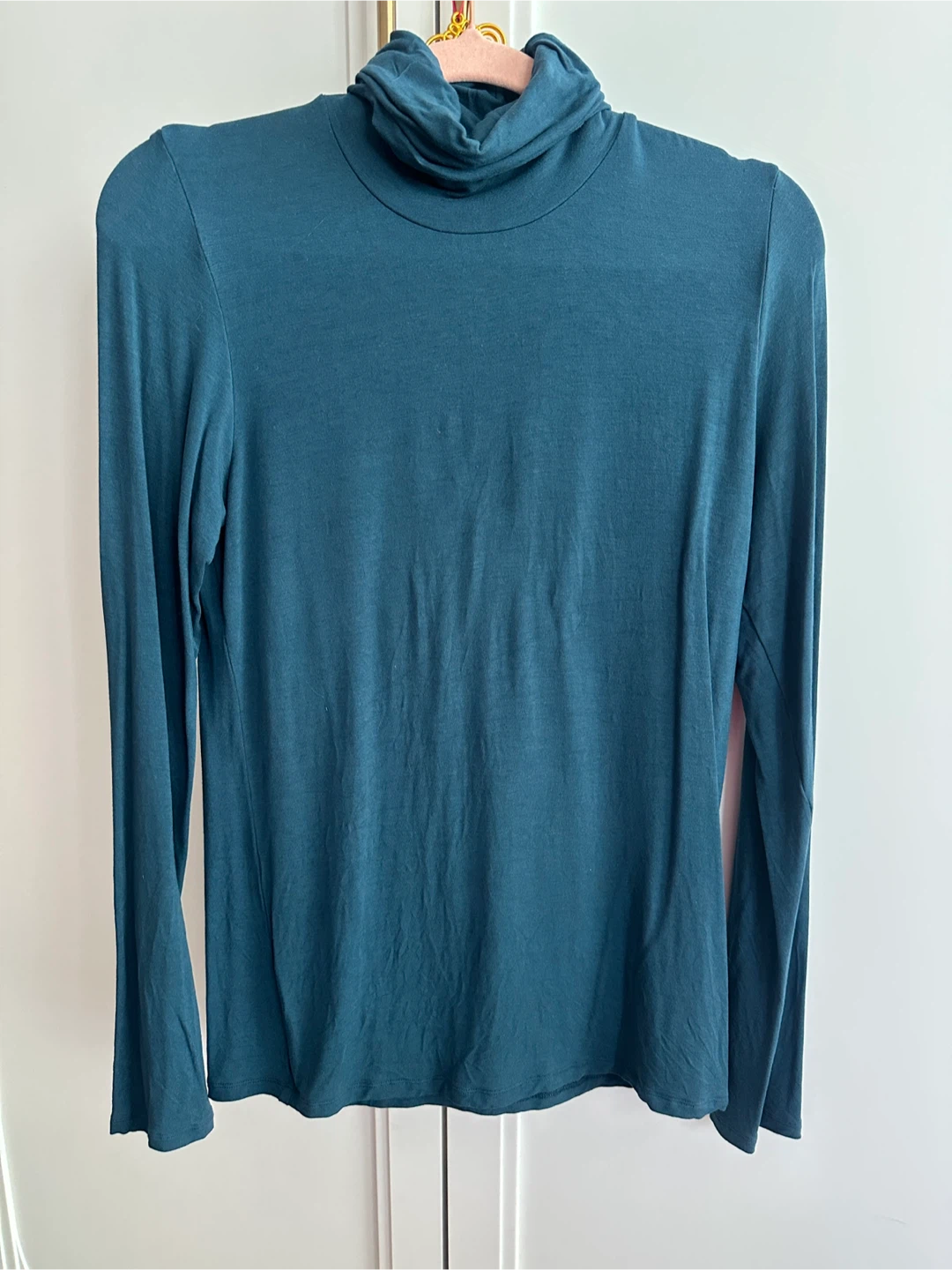 Majestic Filatures Paris Teal Turtleneck Top size 4