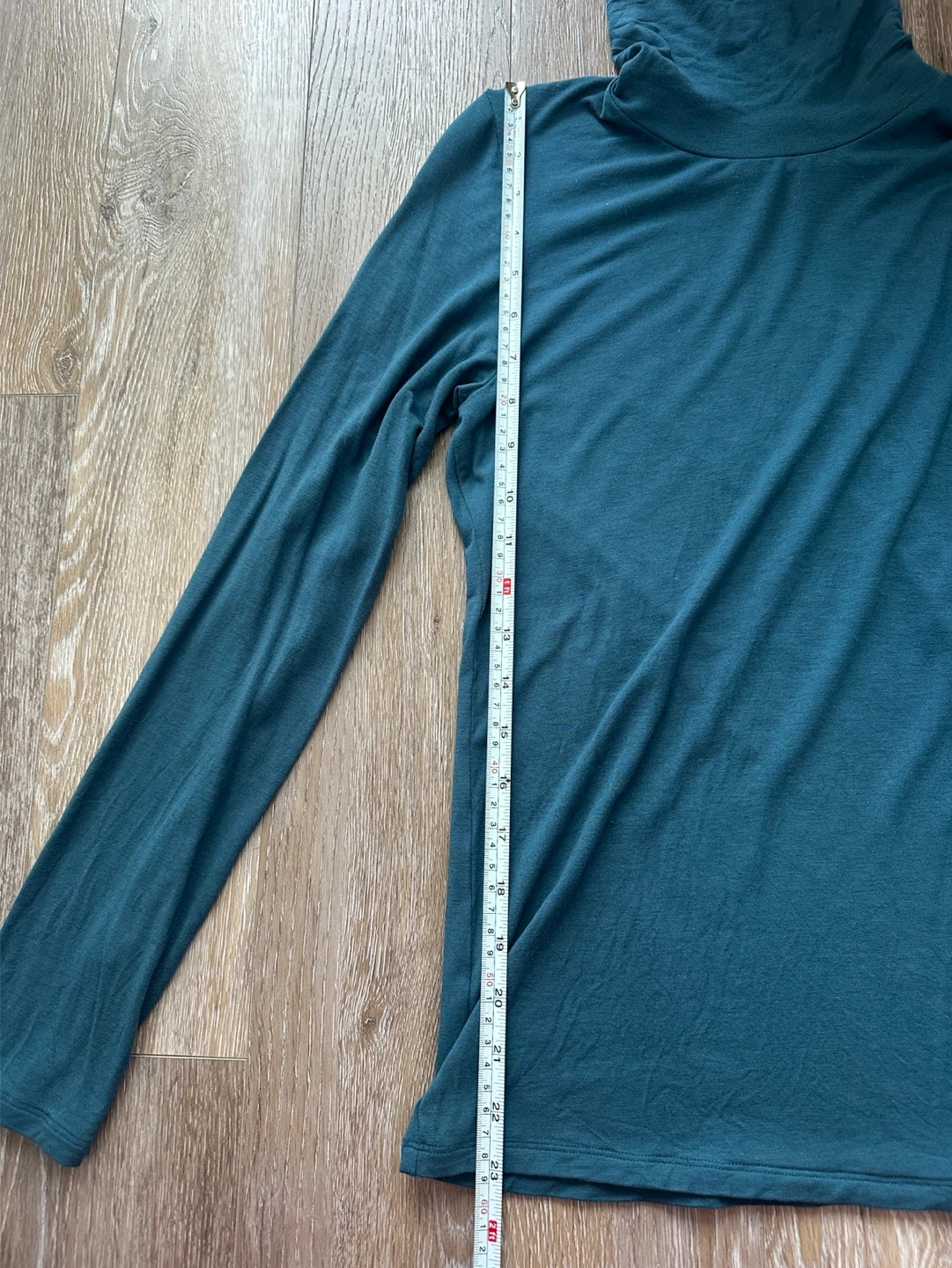 Majestic Filatures Paris Teal Turtleneck Top size 4 - photo 4