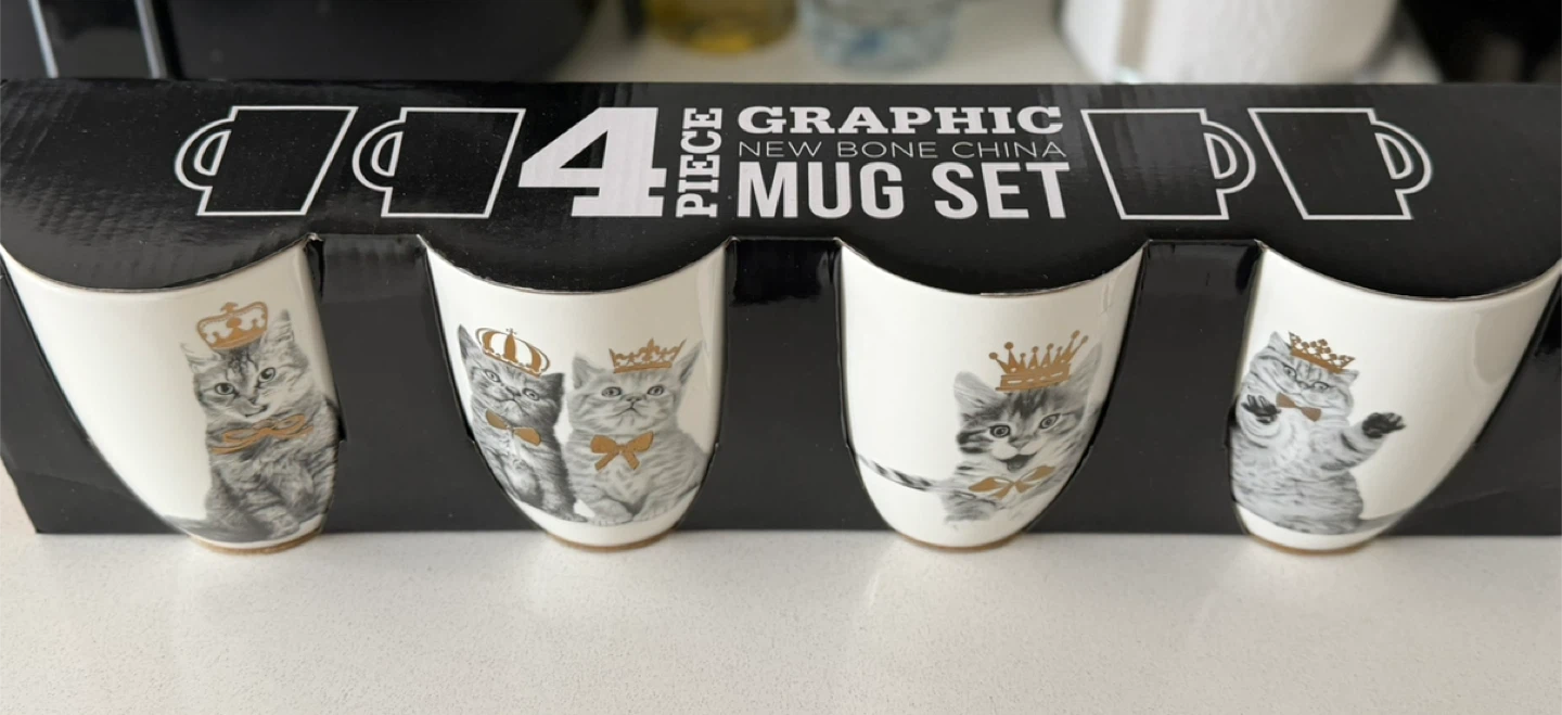 4 Piece Graphic Cat Mugs