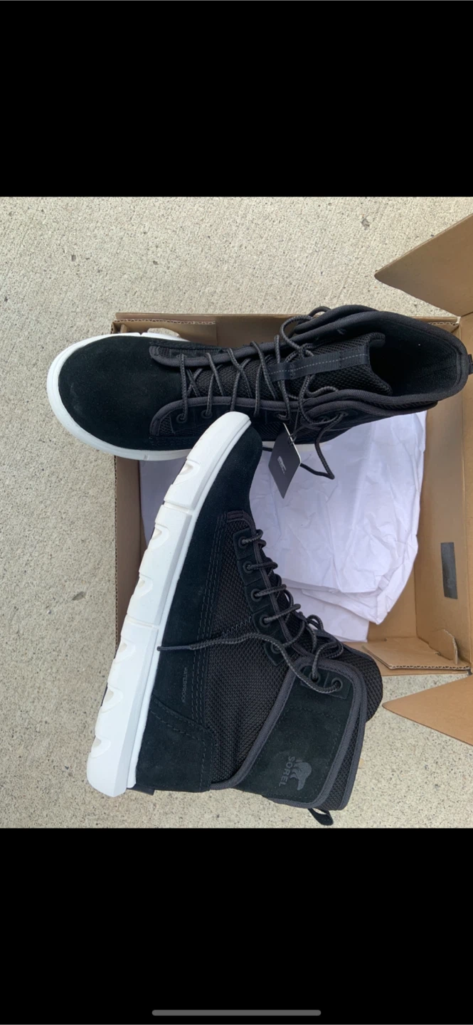 SOREL Explorer Mission Boot WP - Men's Size 8.5 - Black