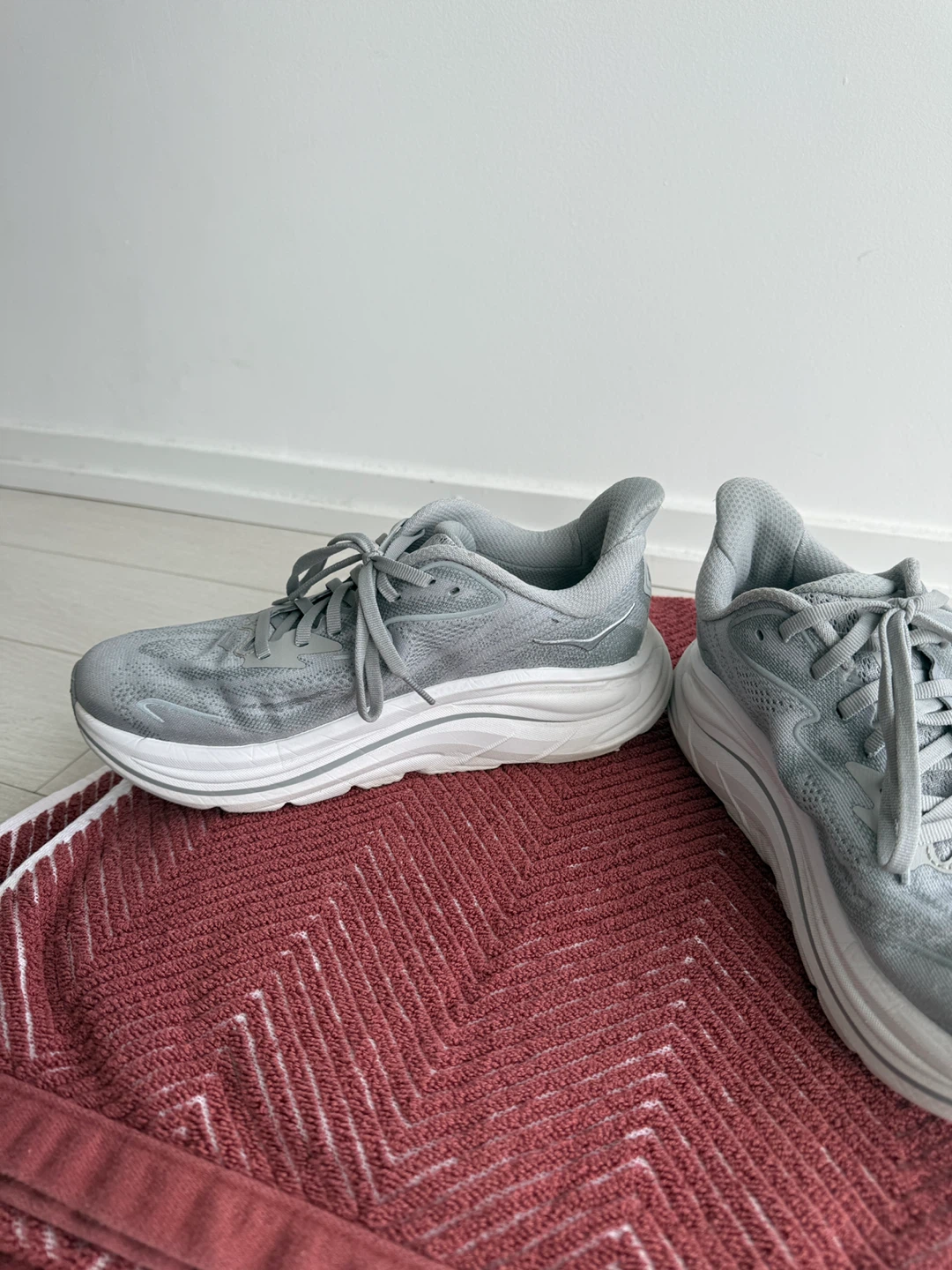 Hoka Clifton 10 Grey Running Shoes - photo 4