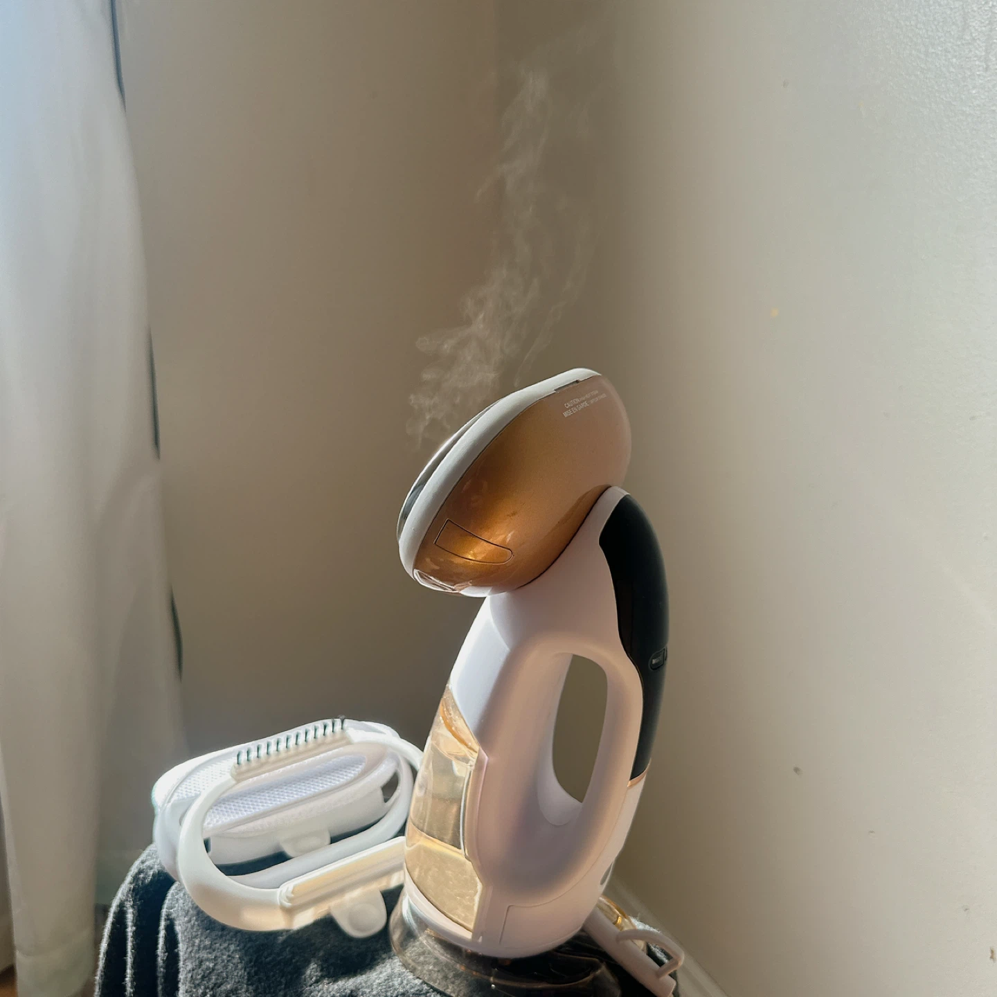 Conair Handheld Fabric Steamer