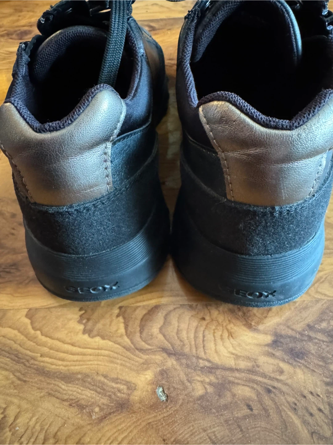 Geox Respira Black Leather & Suede Zip-Up Sneakers - photo 5