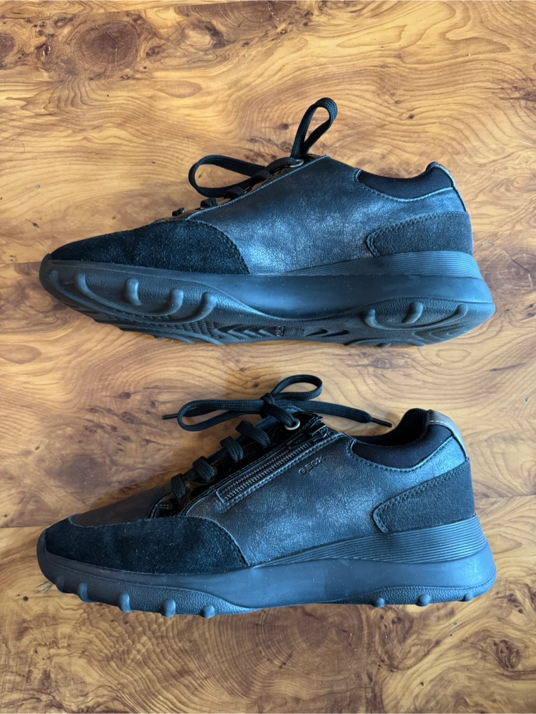 Geox Respira Black Leather & Suede Zip-Up Sneakers