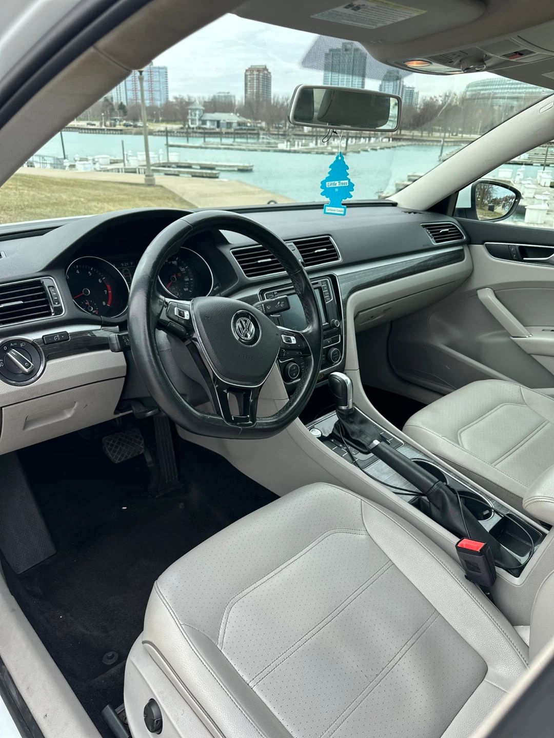 2018 Volkswagen Passat - photo 5