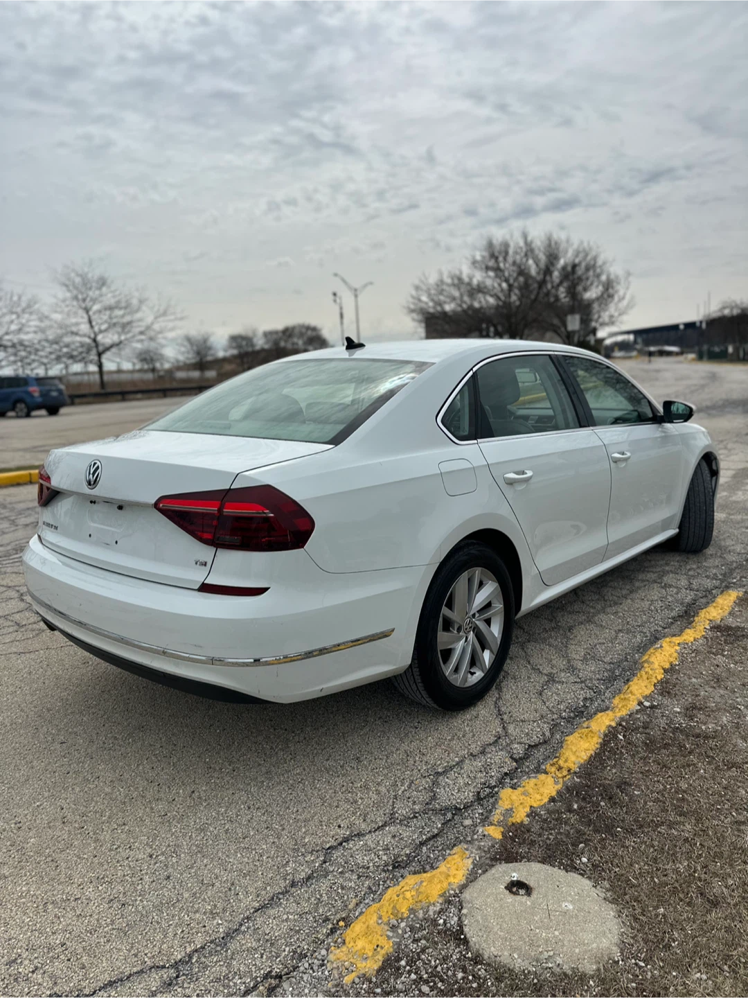 2018 Volkswagen Passat - photo 3