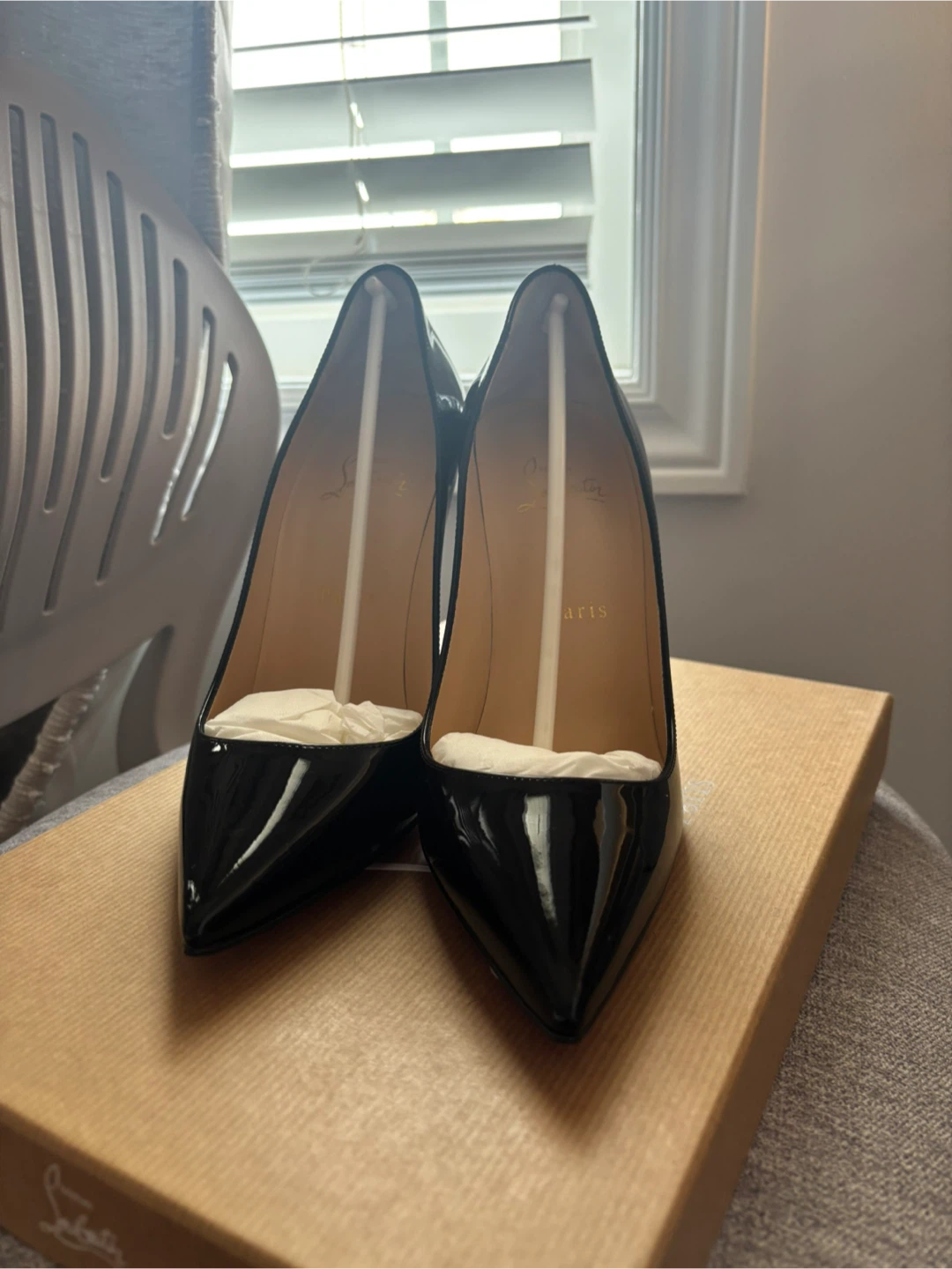 Christian Louboutin Black Patent Leather Heels - Size 38.5 - photo 4