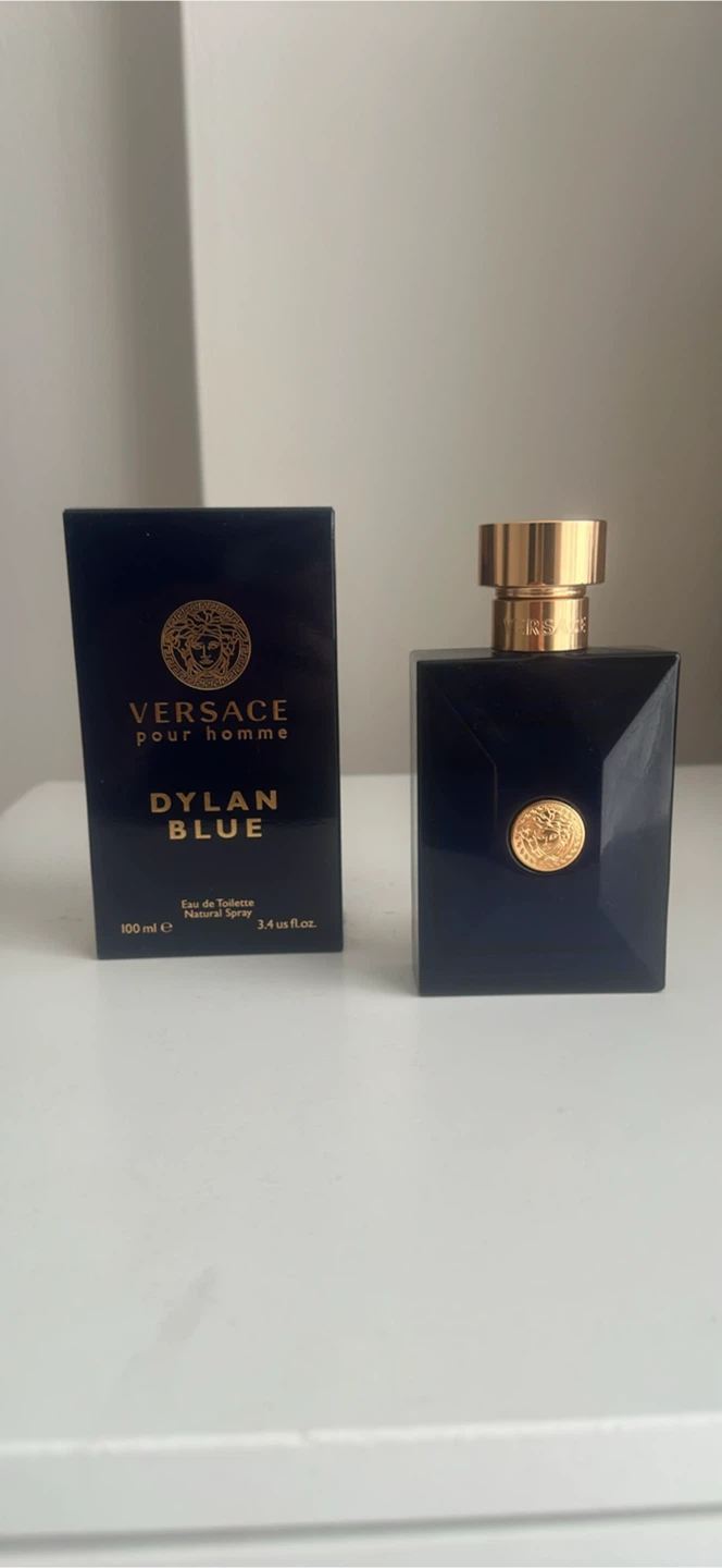 Versace Dylan Blue Pour Homme Eau de Toilette 100ml