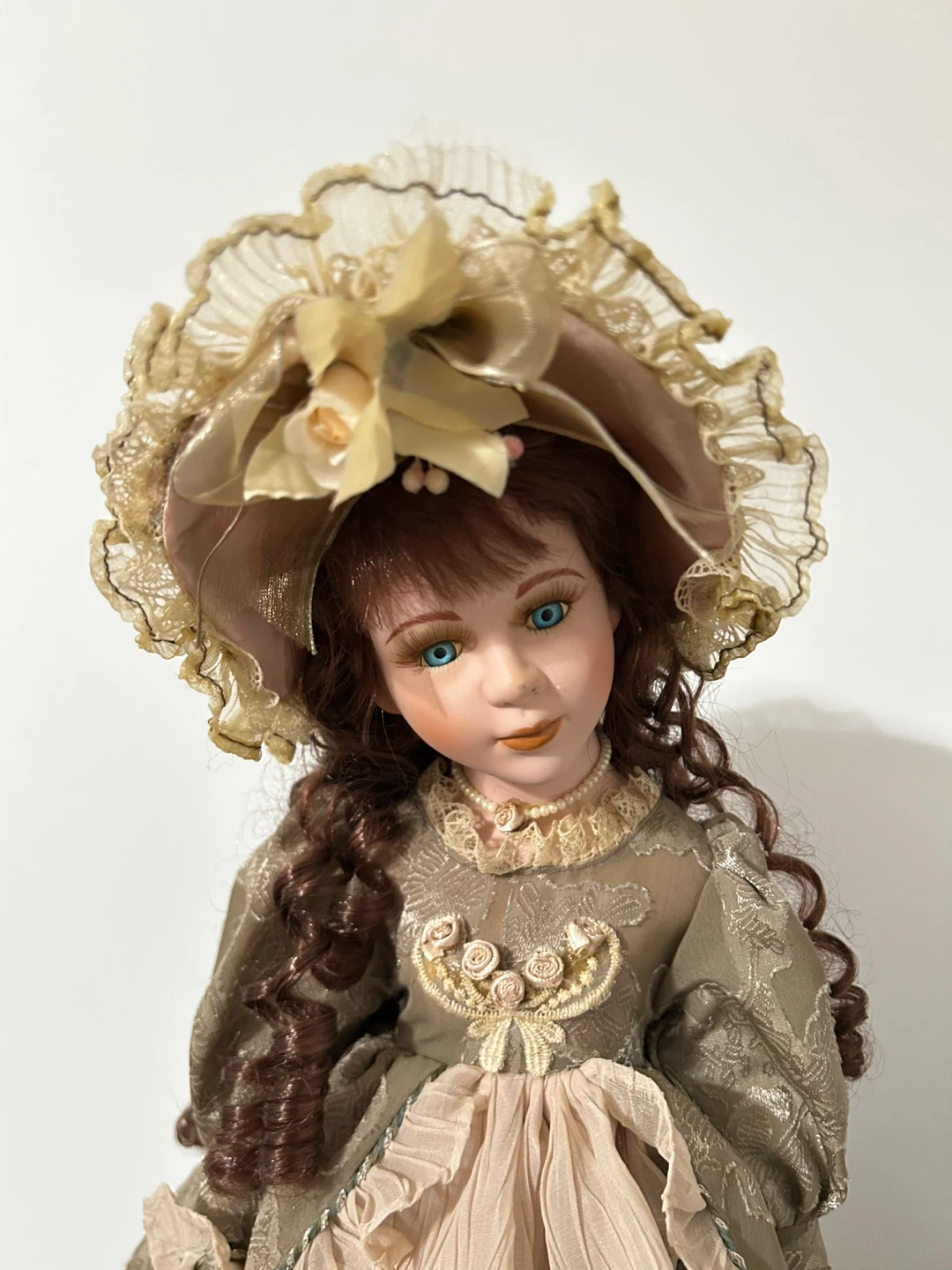Vintage Porcelain Doll 16” - photo 2