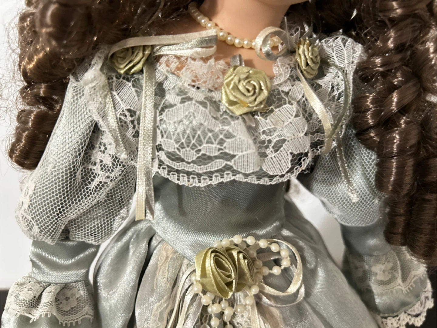 Vintage Porcelain Doll 16” - photo 3