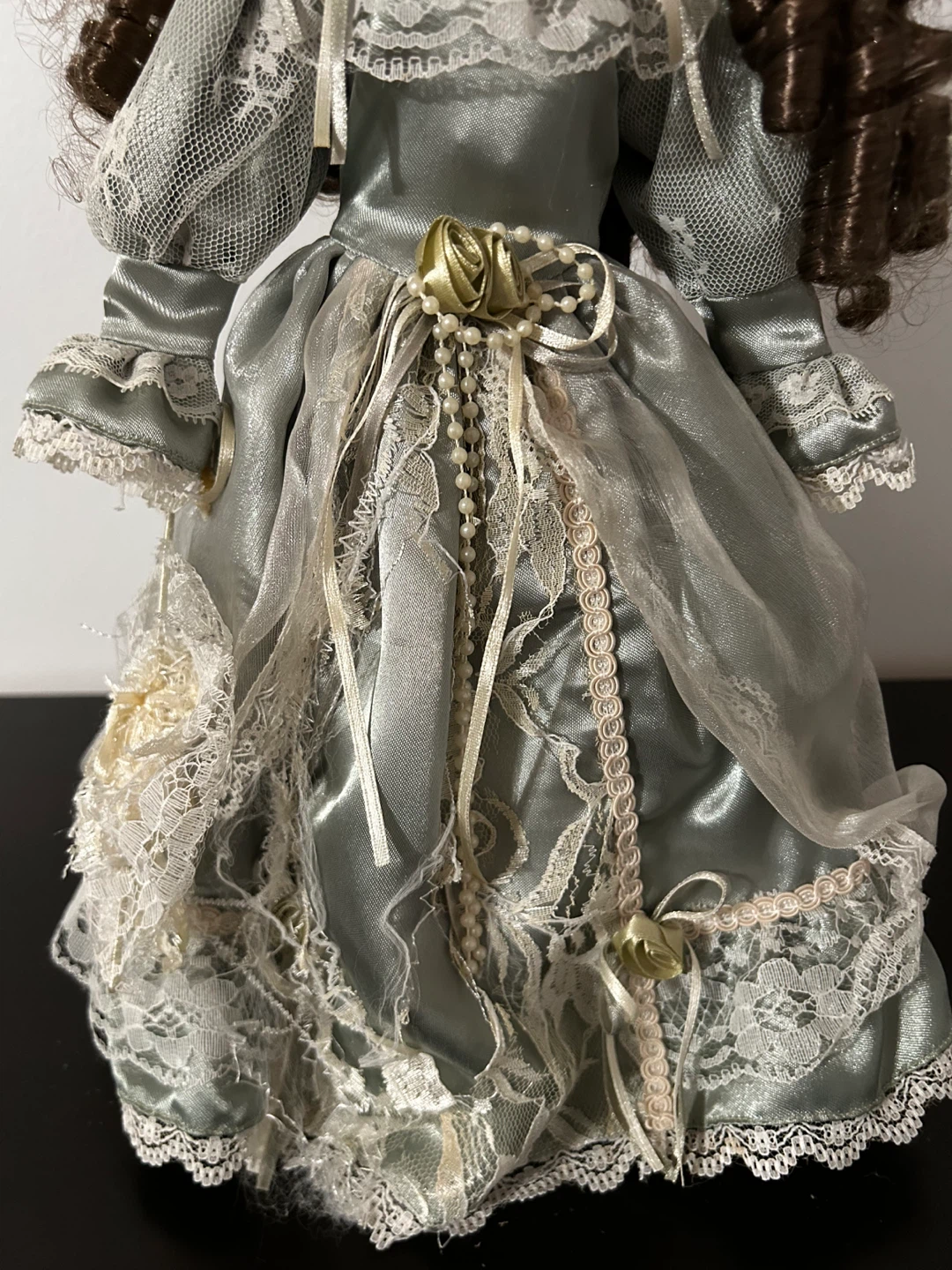 Vintage Porcelain Doll 16” - photo 4