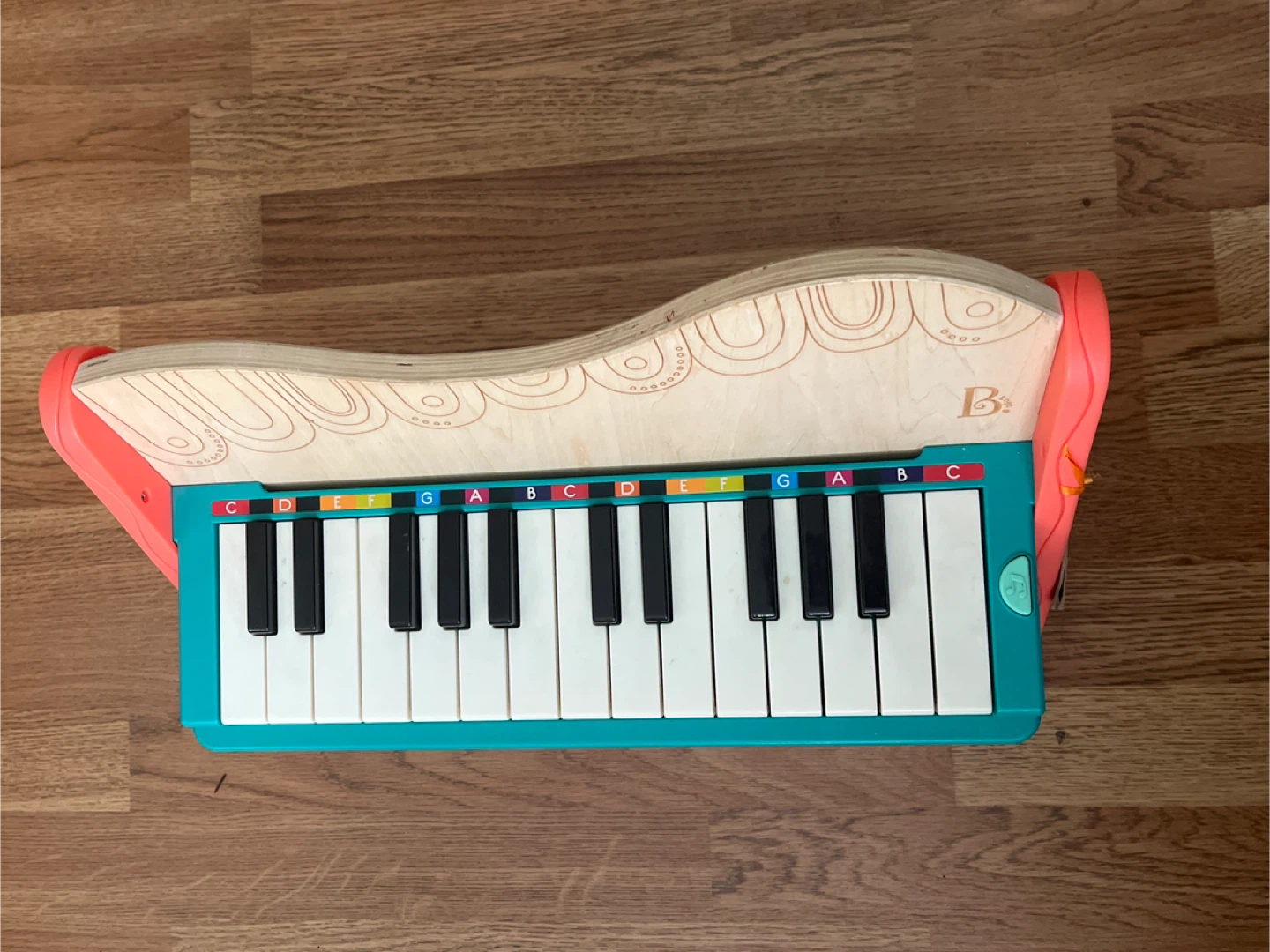 B. Toys Mini Maestro Wooden Toy Piano