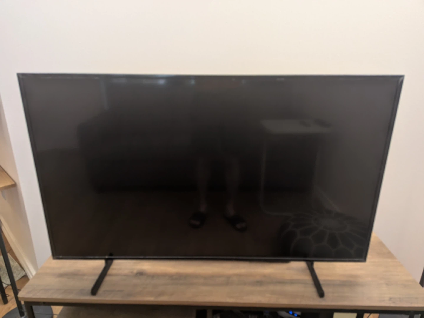 Pick up by March 31st! 43-inch Samsung The Frame - photo 2