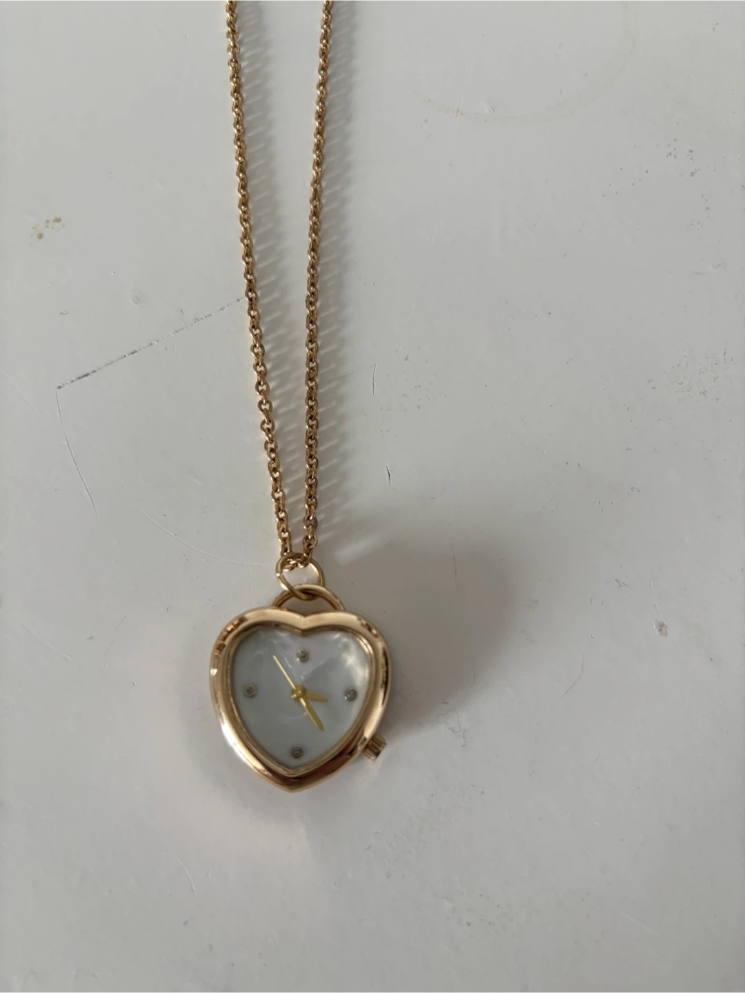Gold-tone heart locket necklace watch - photo 2