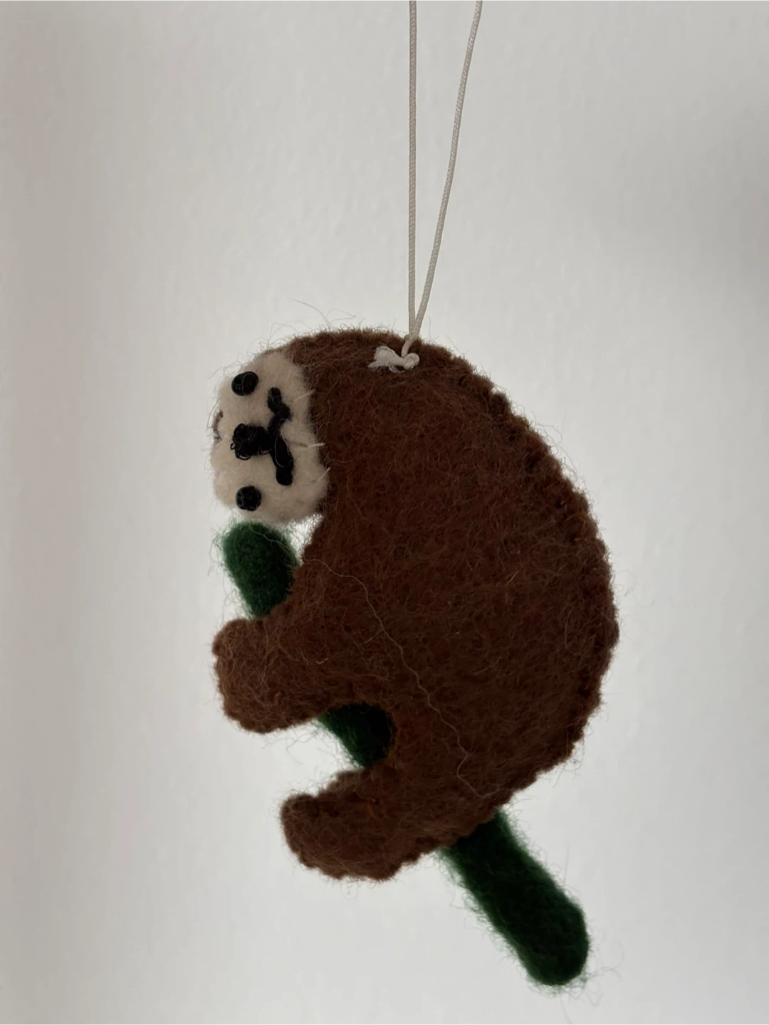 Felted Sloth Ornament - photo 2