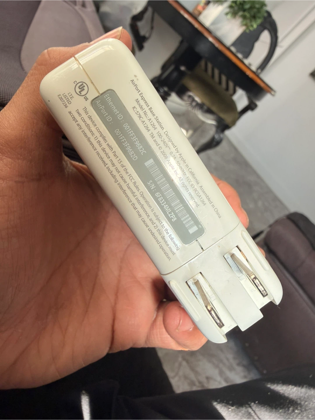 Apple AirPort Express Base Station WiFi Router - photo 3
