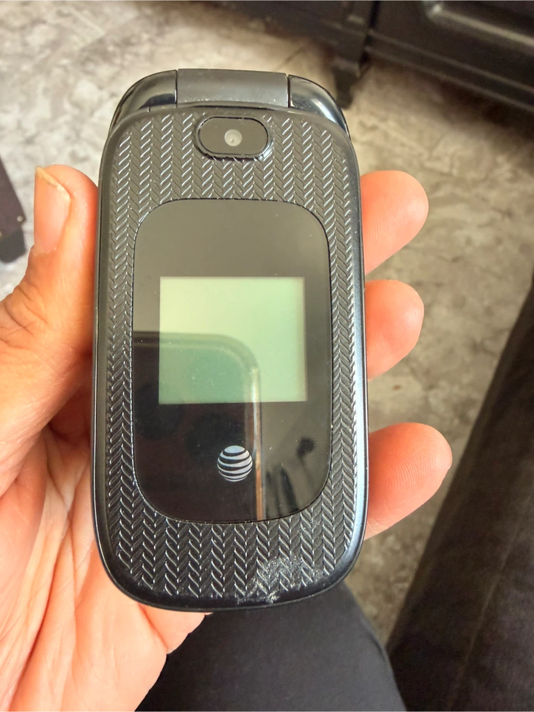 AT&T Flip Phone - photo 4
