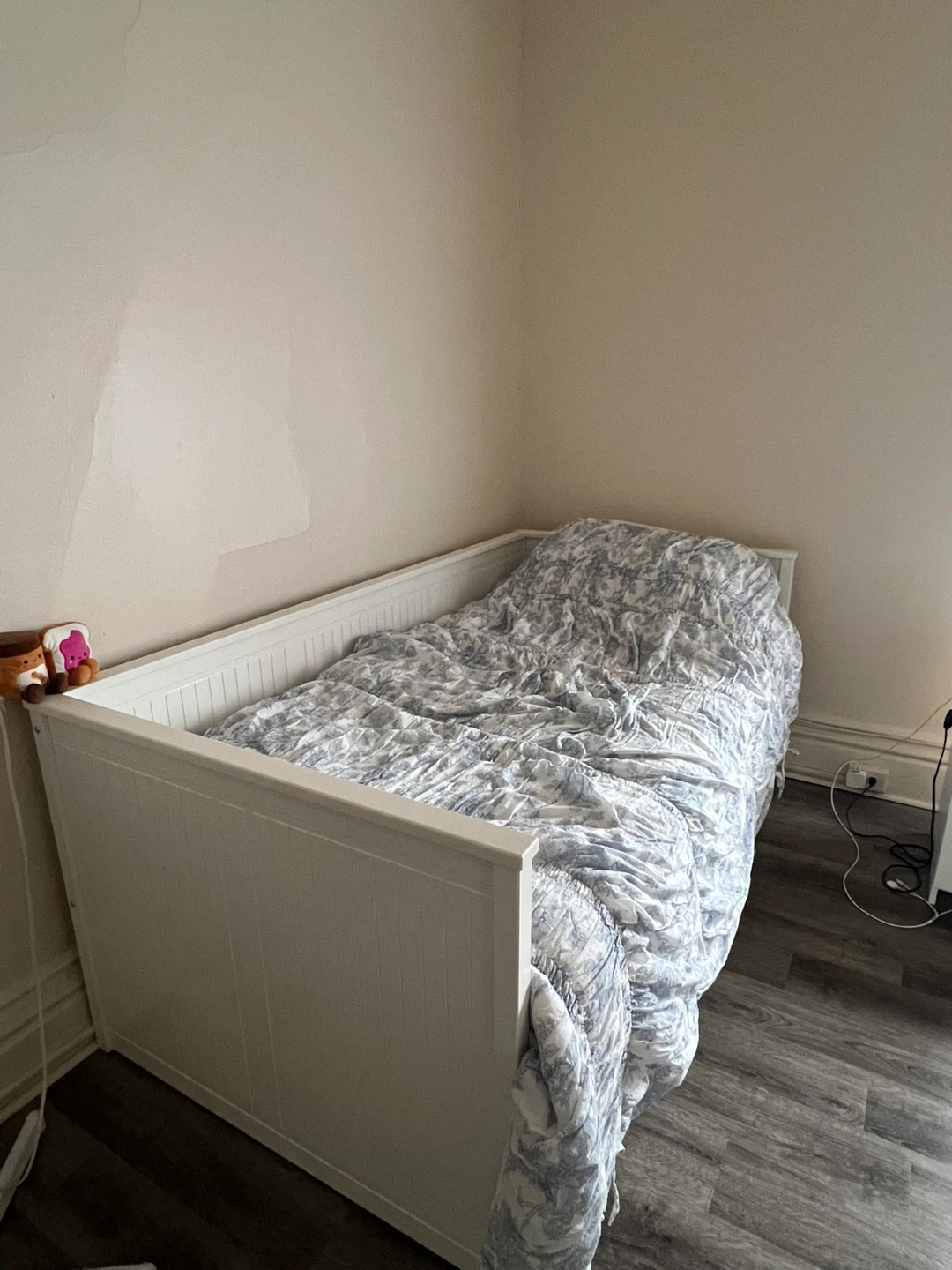 IKEA Day Bed with 3 Drawers - White - photo 2