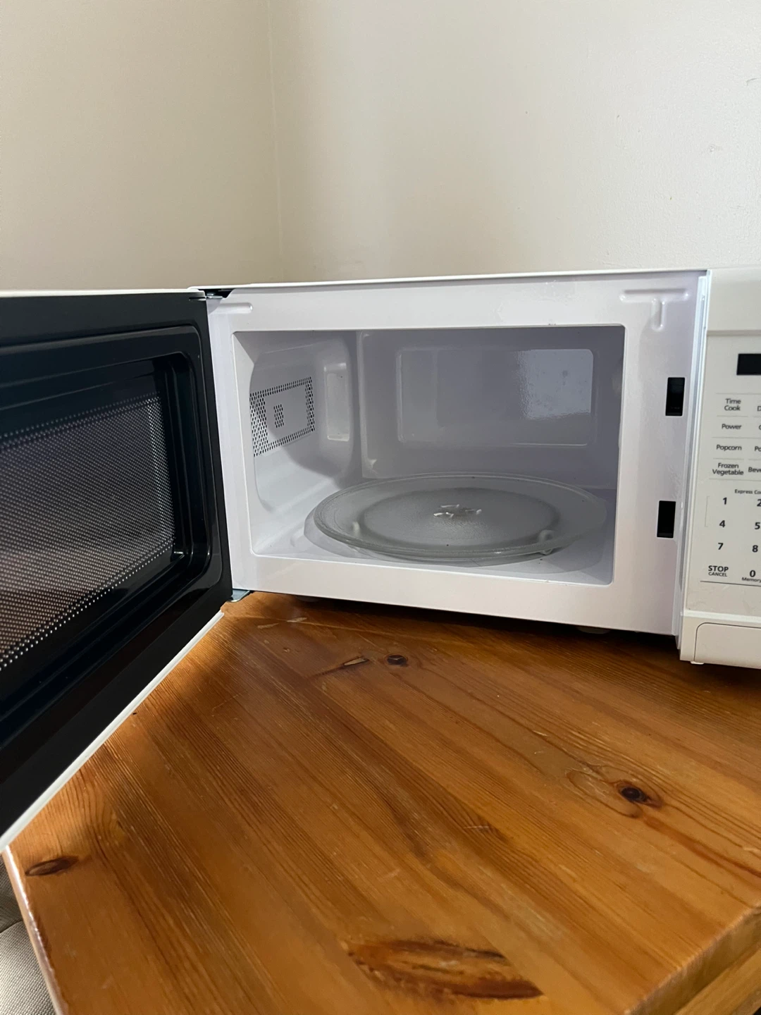 Master Chef White Microwave - photo 2