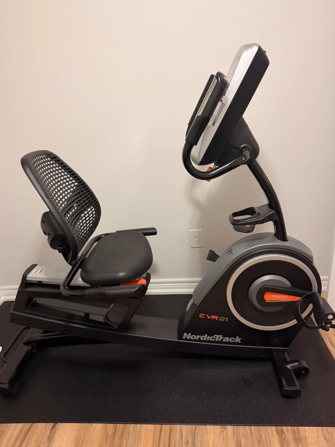 NordicTrack VR21 Recumbent Exercise Bike