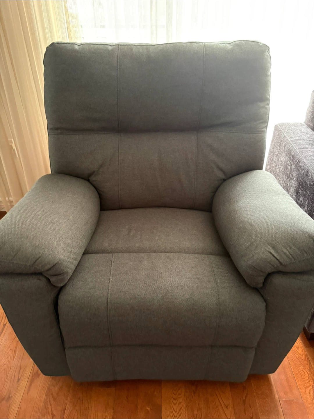 Grey Recliner Chair - photo 4
