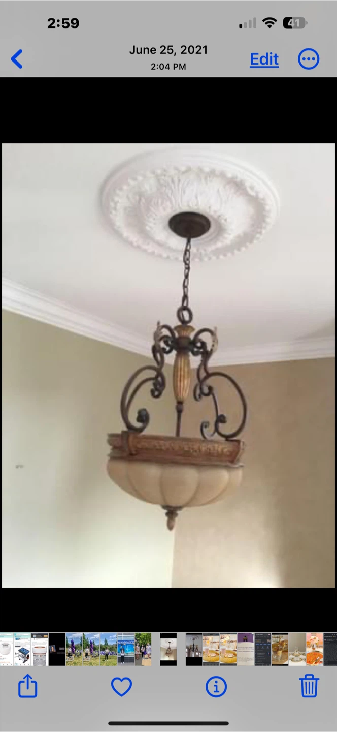 Embroidered Floral Table Lamp - photo 2