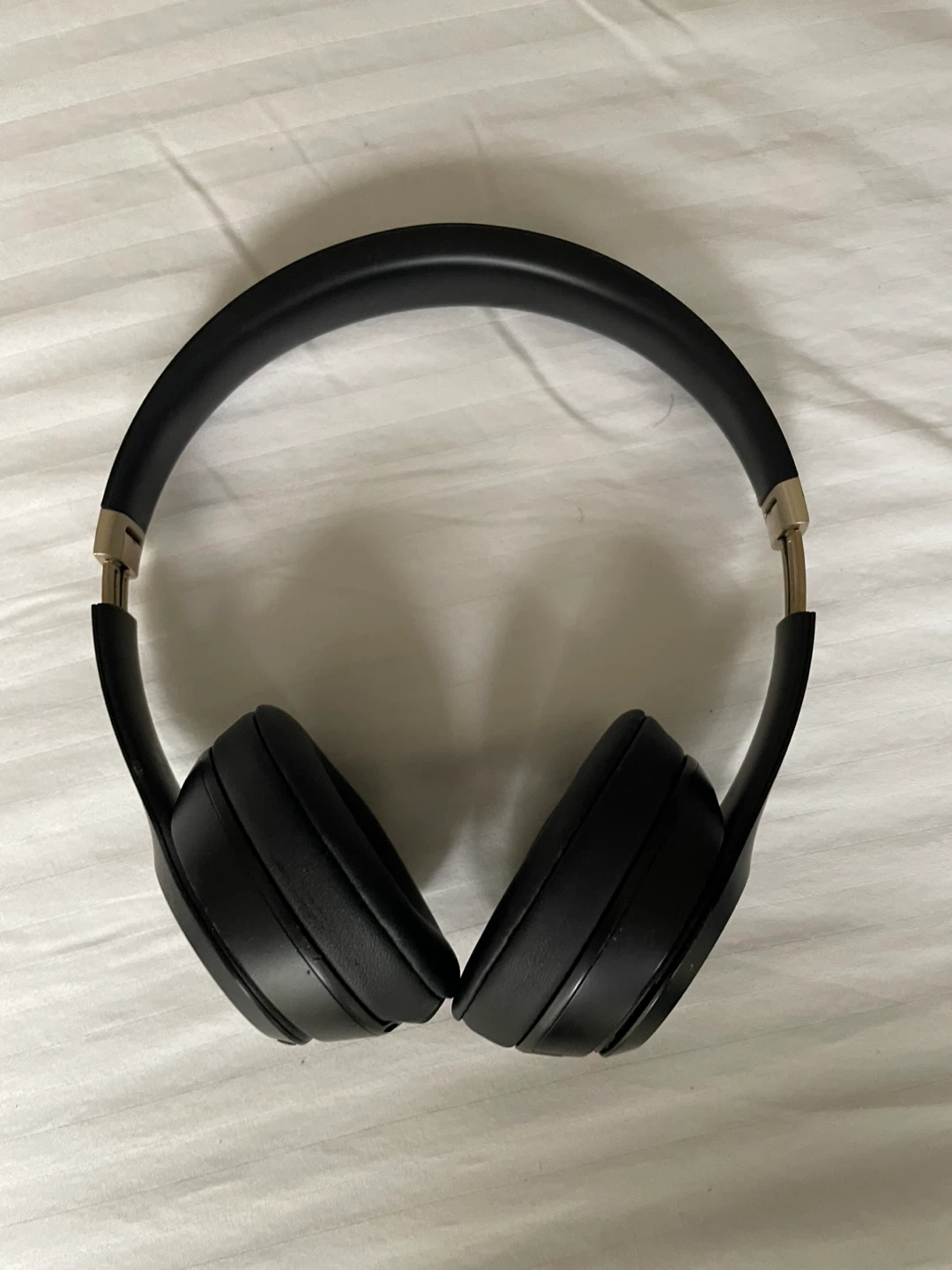 Beats Solo 4 Wireless Headphones Black - photo 2