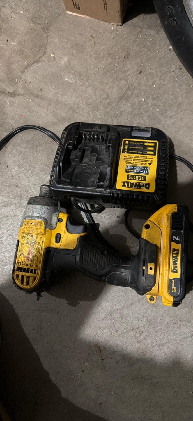DeWalt 12V/20V MAX Impact Driver with DCB115 Charger