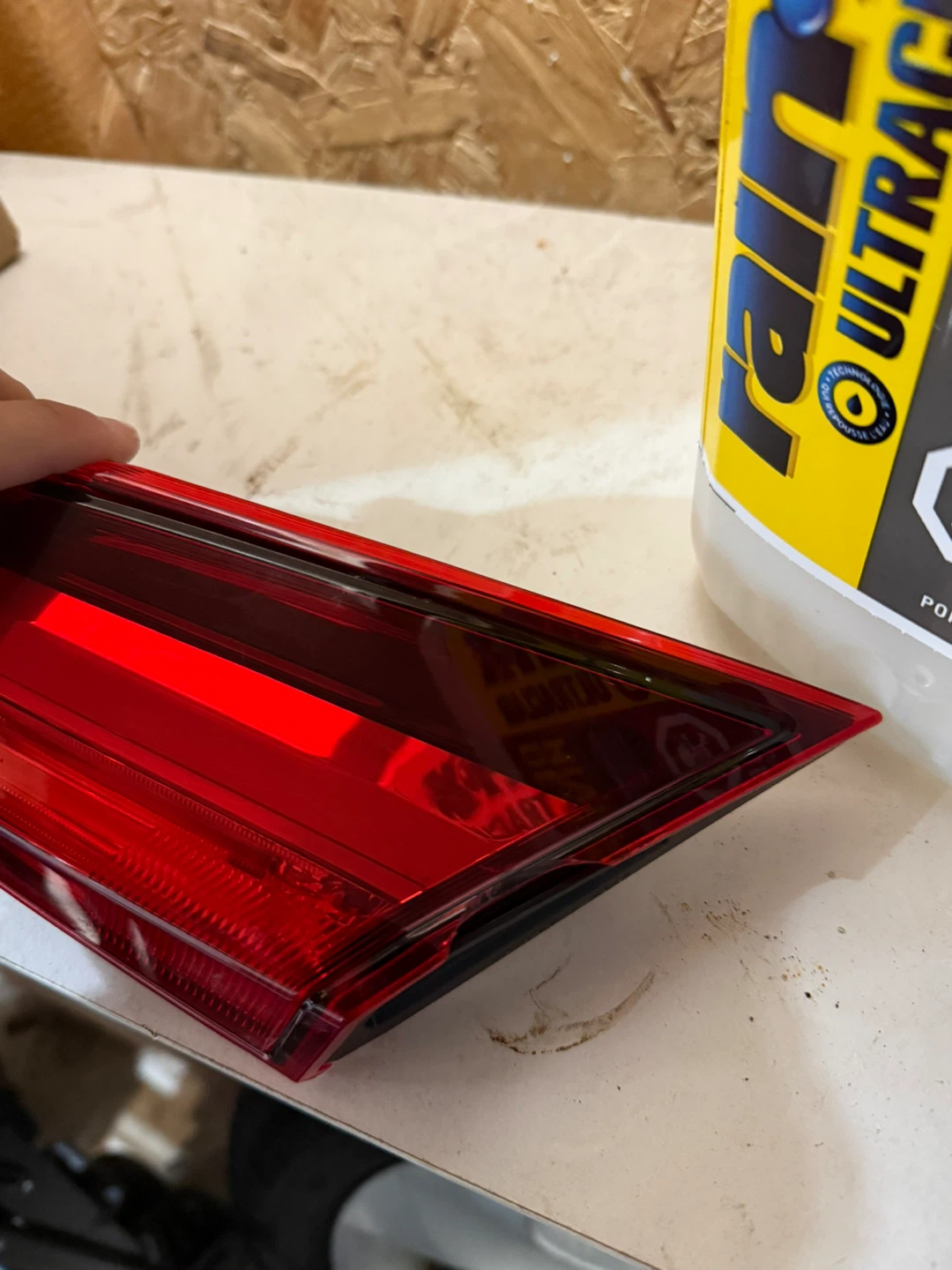 Brake lamp right side passenger - photo 2