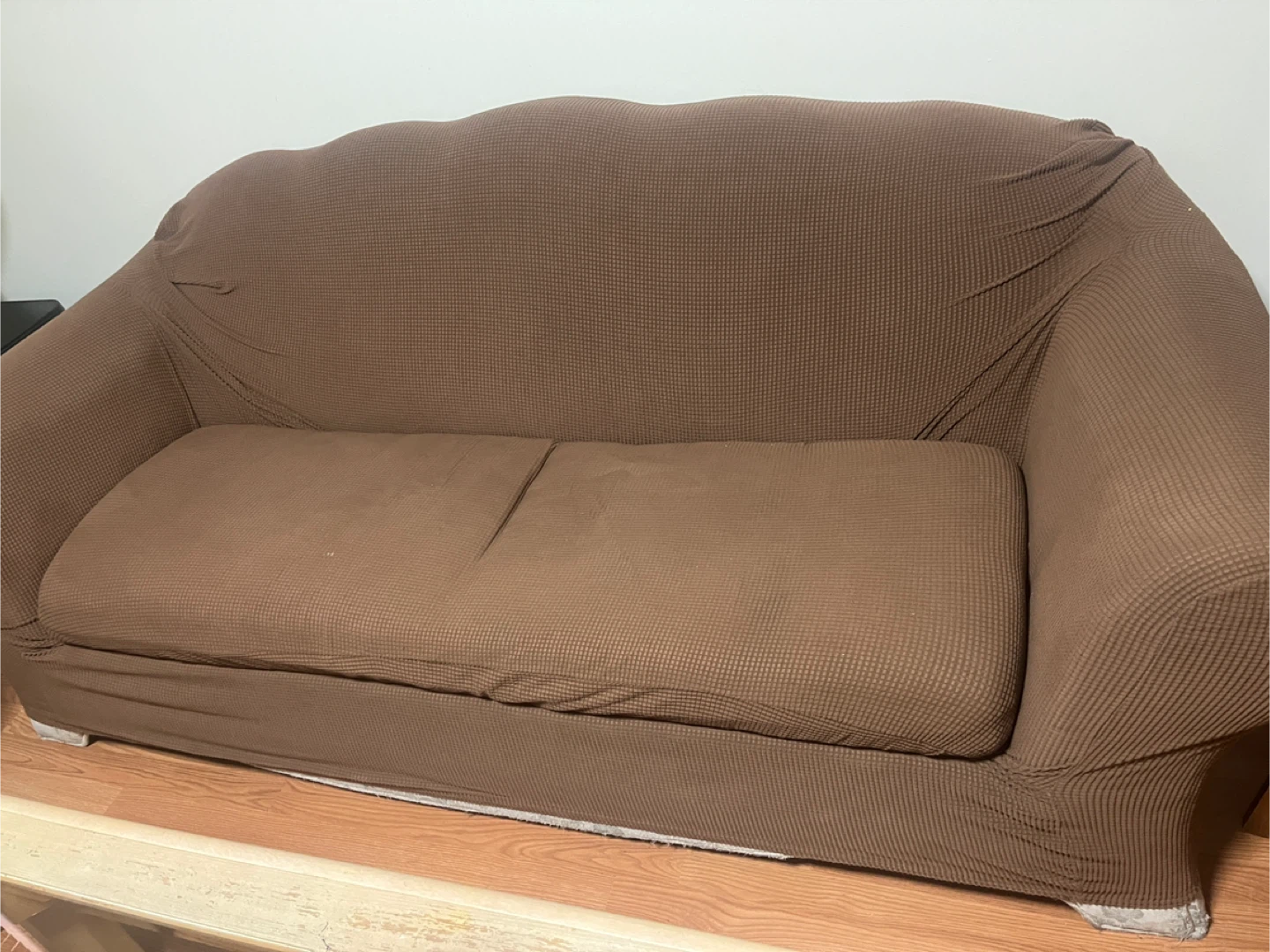 Loveseat Sofa with Cover  🥕