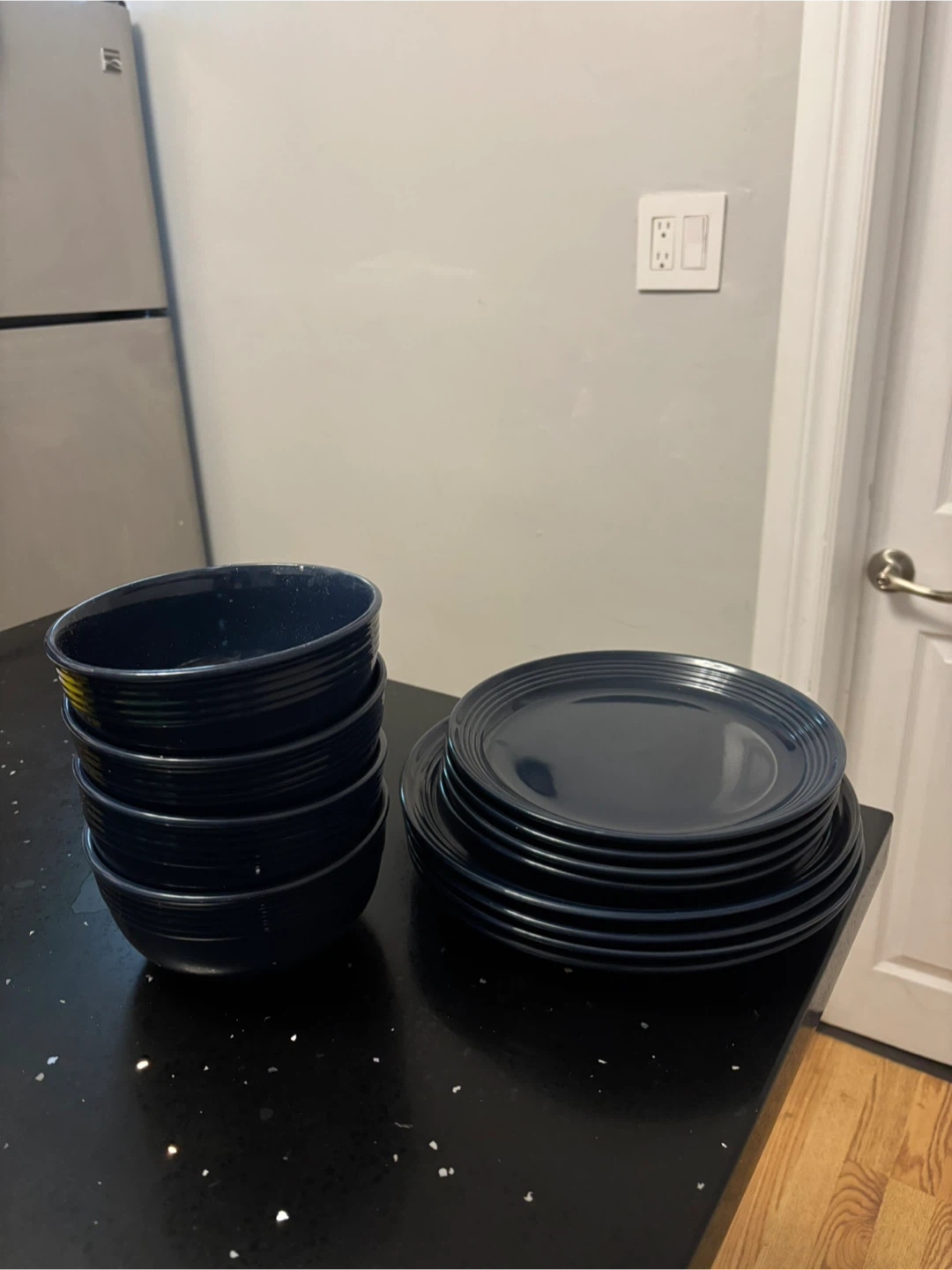Set of 8 Navy Blue Plates and 4 Bowls