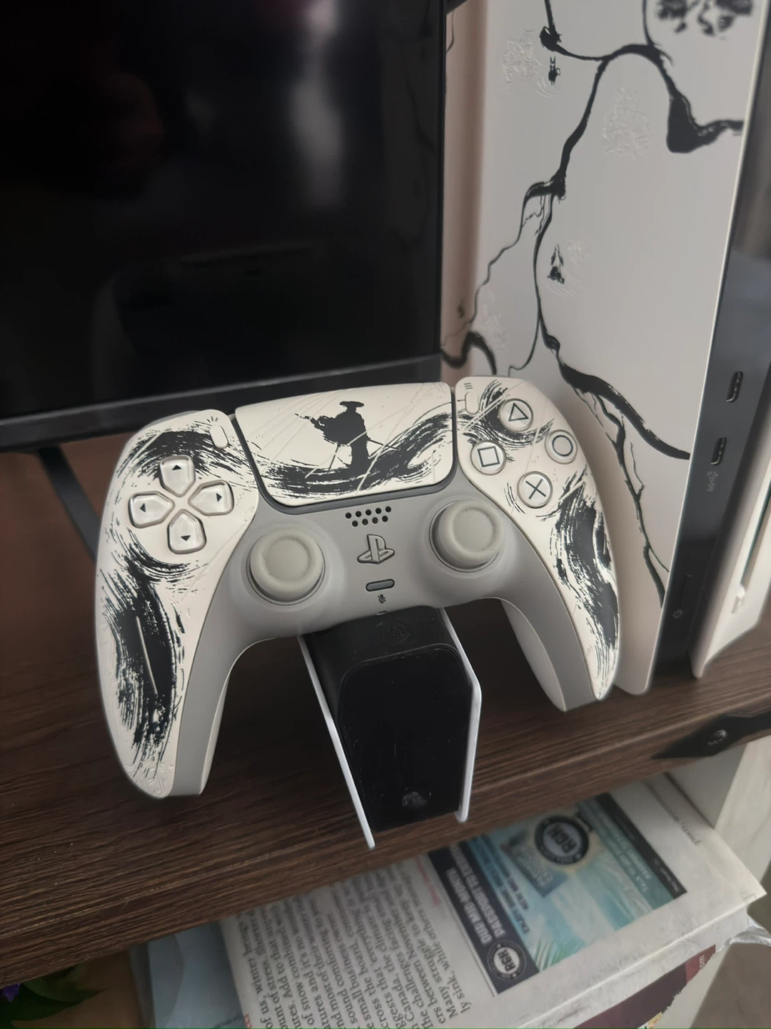 PlayStation 5 (PS5)  - Ghost of Yotie Edition - photo 2