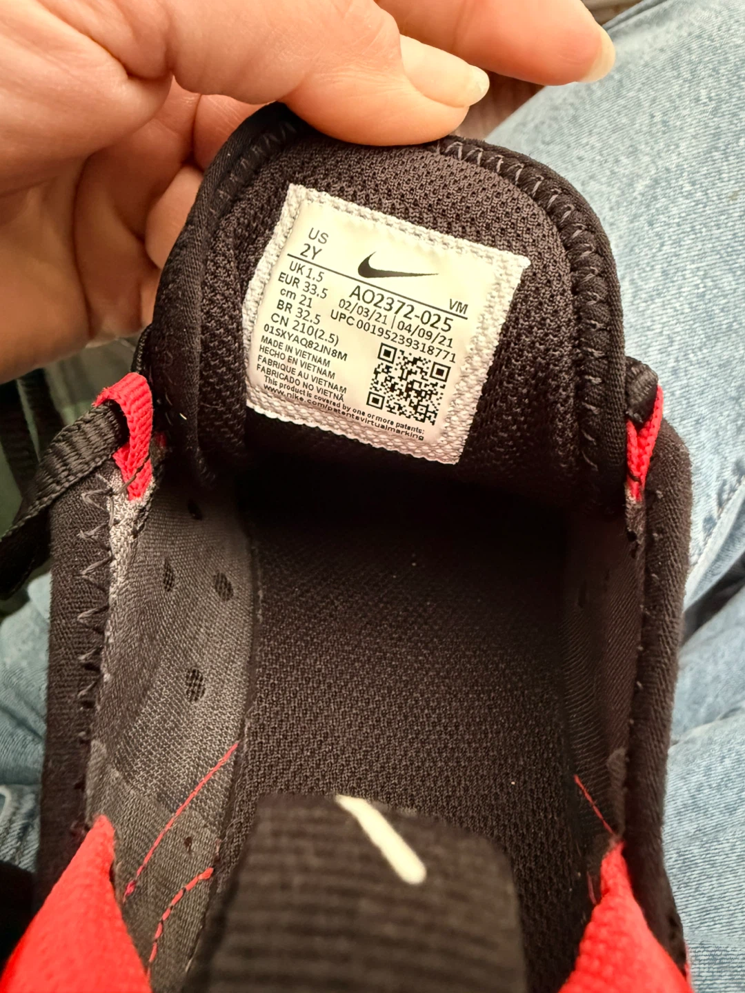Nike Air Max 270 Kids Shoes Size 2Y Black Red - photo 4