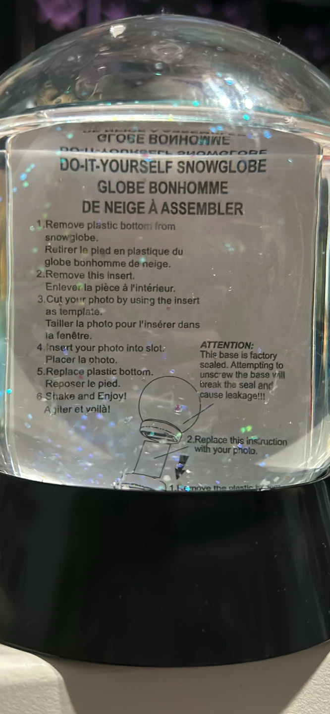 Put your own photo in snow globe - photo 2