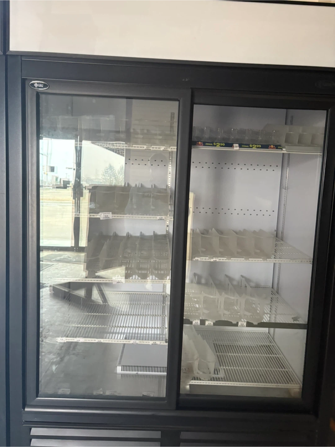 QBD Cooling Systems CD45S Commercial Refrigerator - photo 2