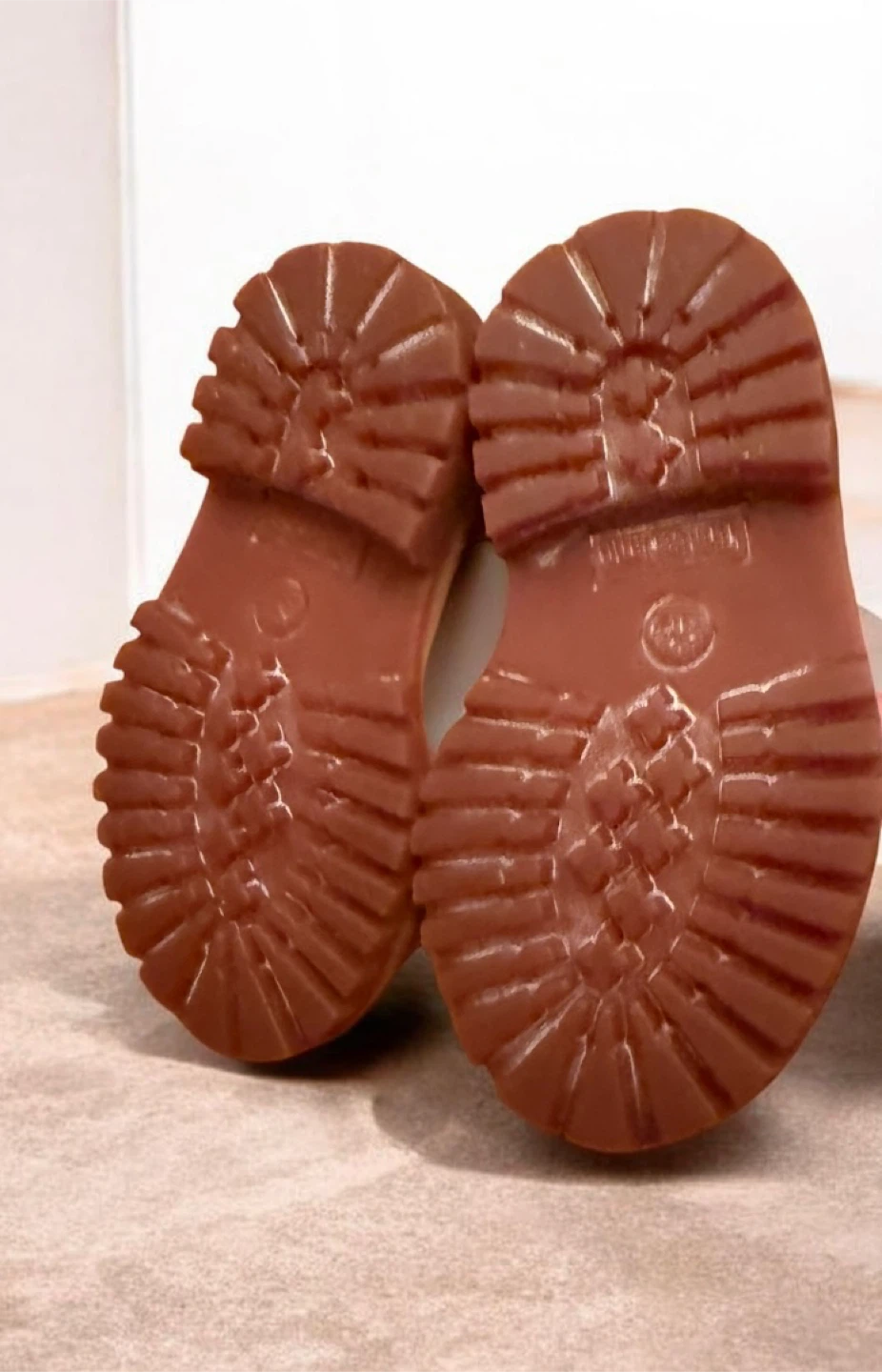 Timberland Boots Size 4 (toddler) - photo 3