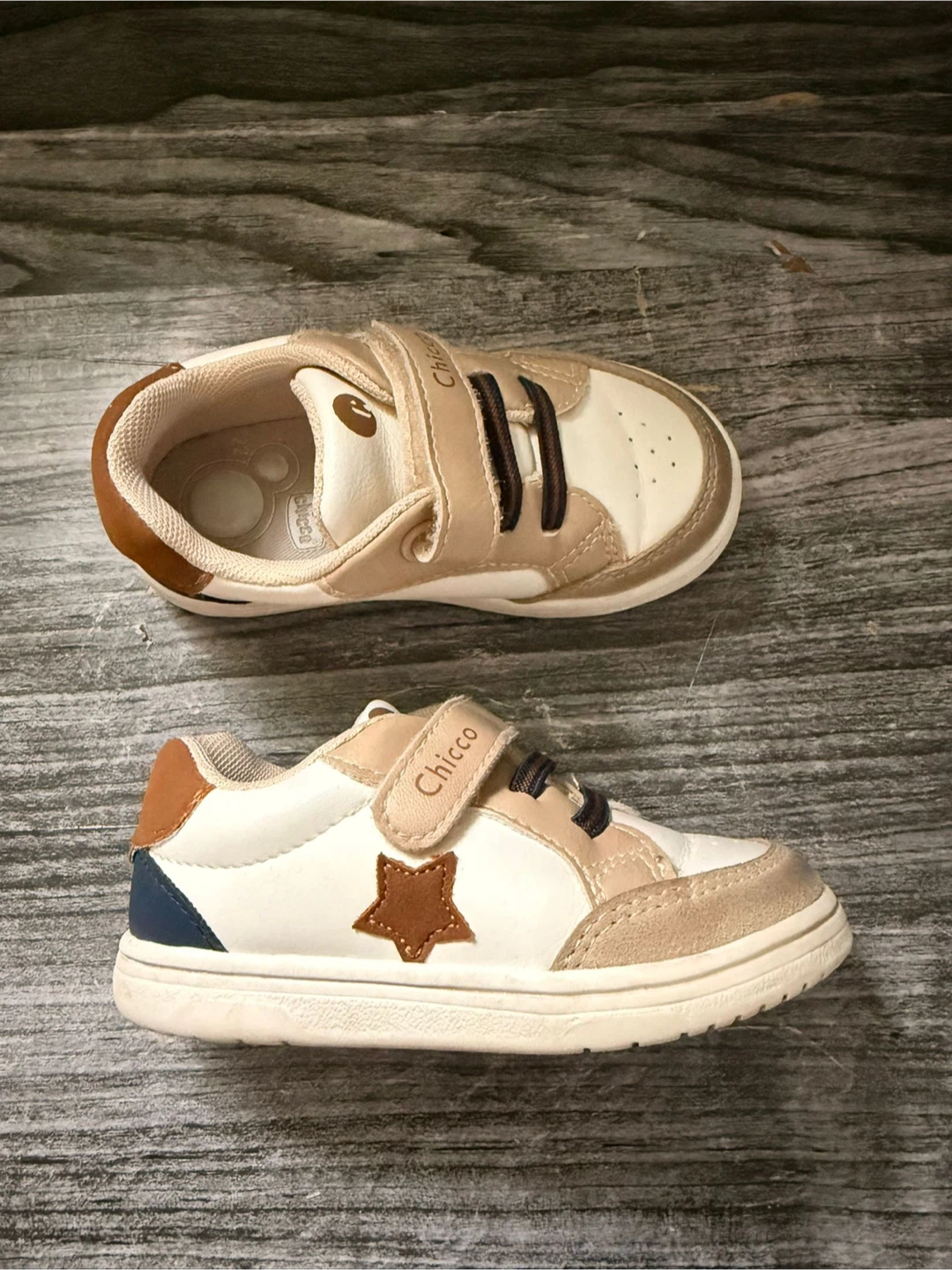 Bundle of 3 pairs of kids' sneakers: Geox, Nike, Chicco - photo 4