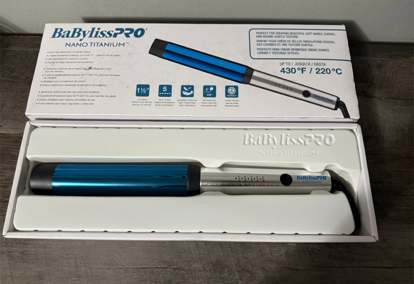 BaBylissPRO Nano Titanium 1-1/2" Curling Wand