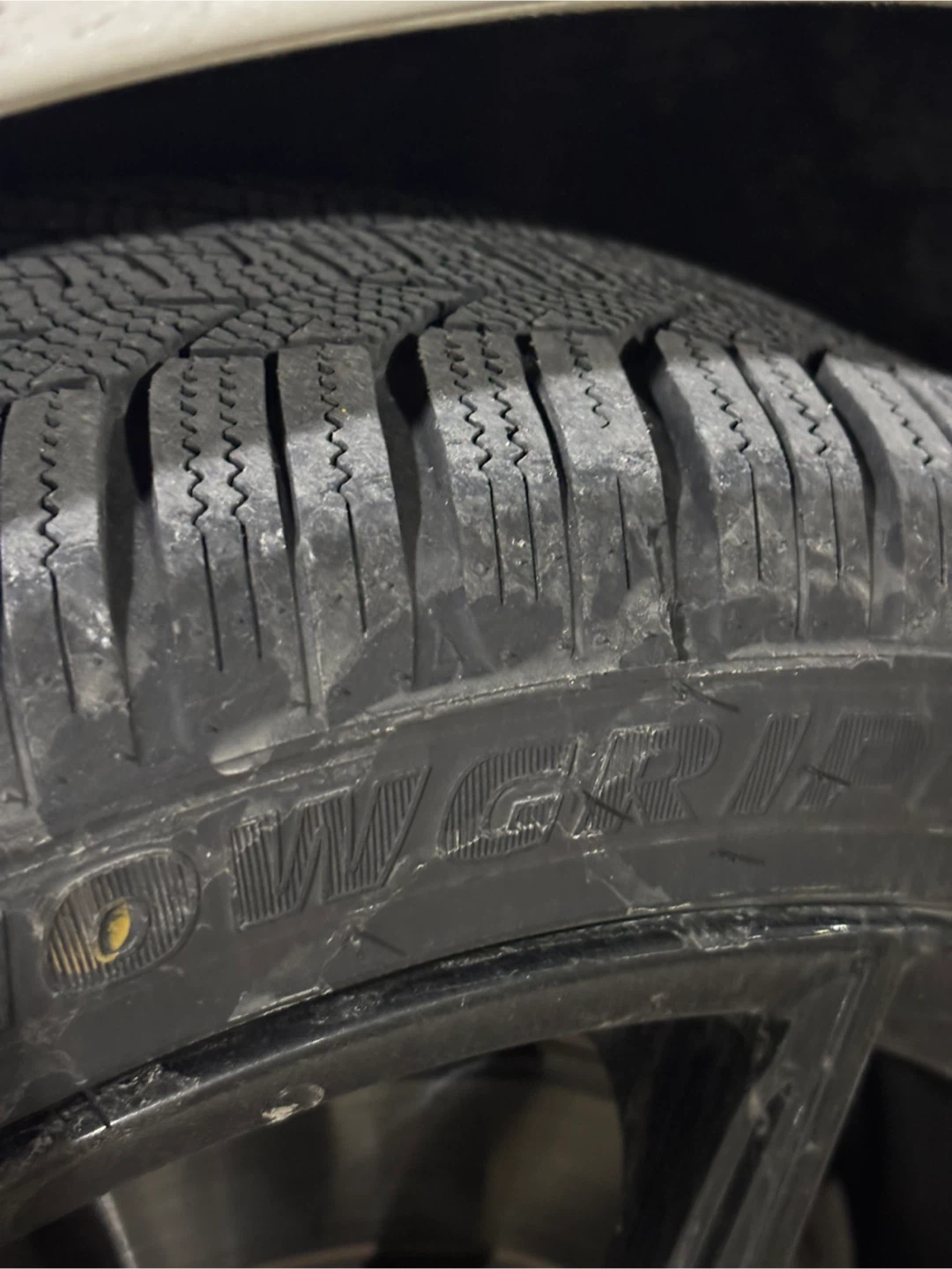 225/40/18 Winter Tires - photo 5