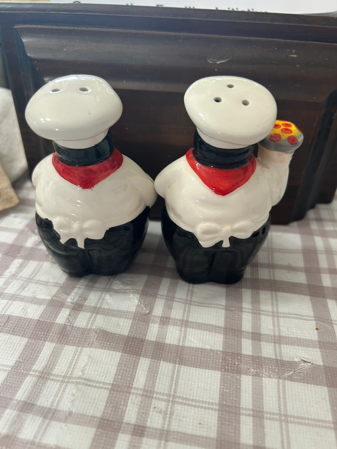 Chef Salt and Pepper Shakers - photo 2