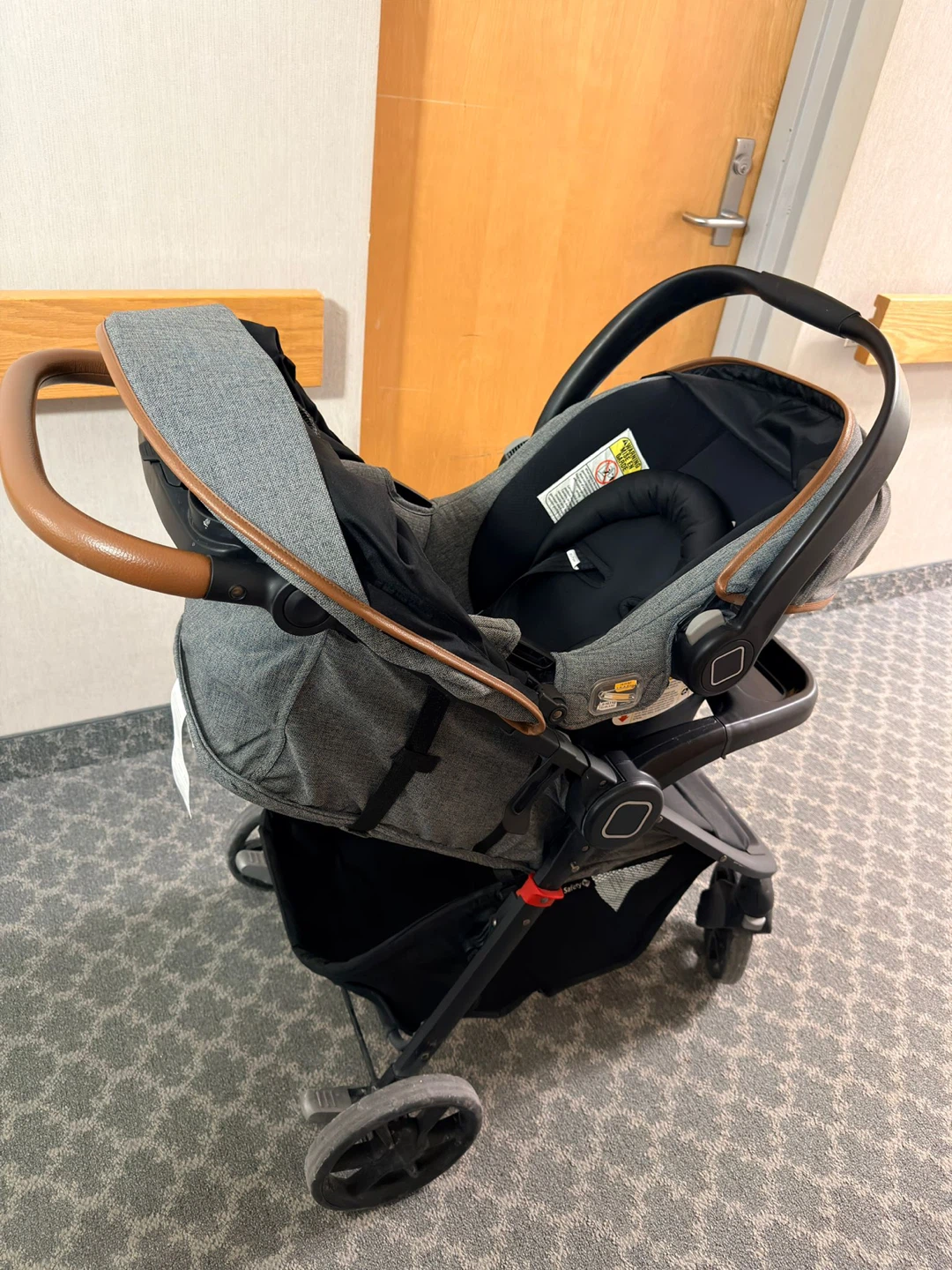 Safety 1st Infant Car Seat and Stroller Travel System - photo 2