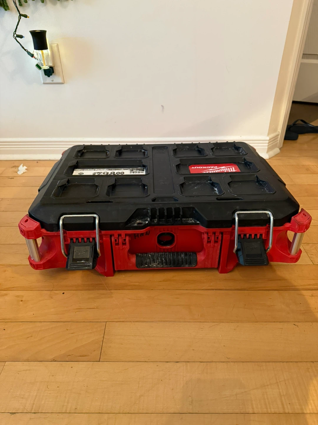 Milwaukee PACKOUT Tool Box