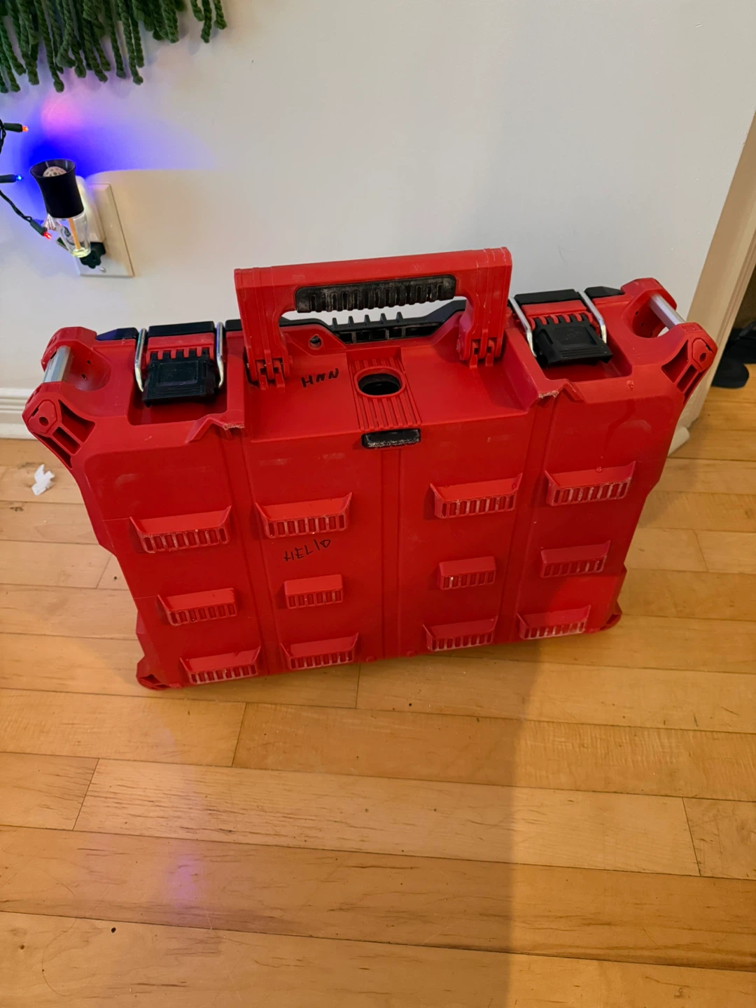 Milwaukee PACKOUT Tool Box - photo 3