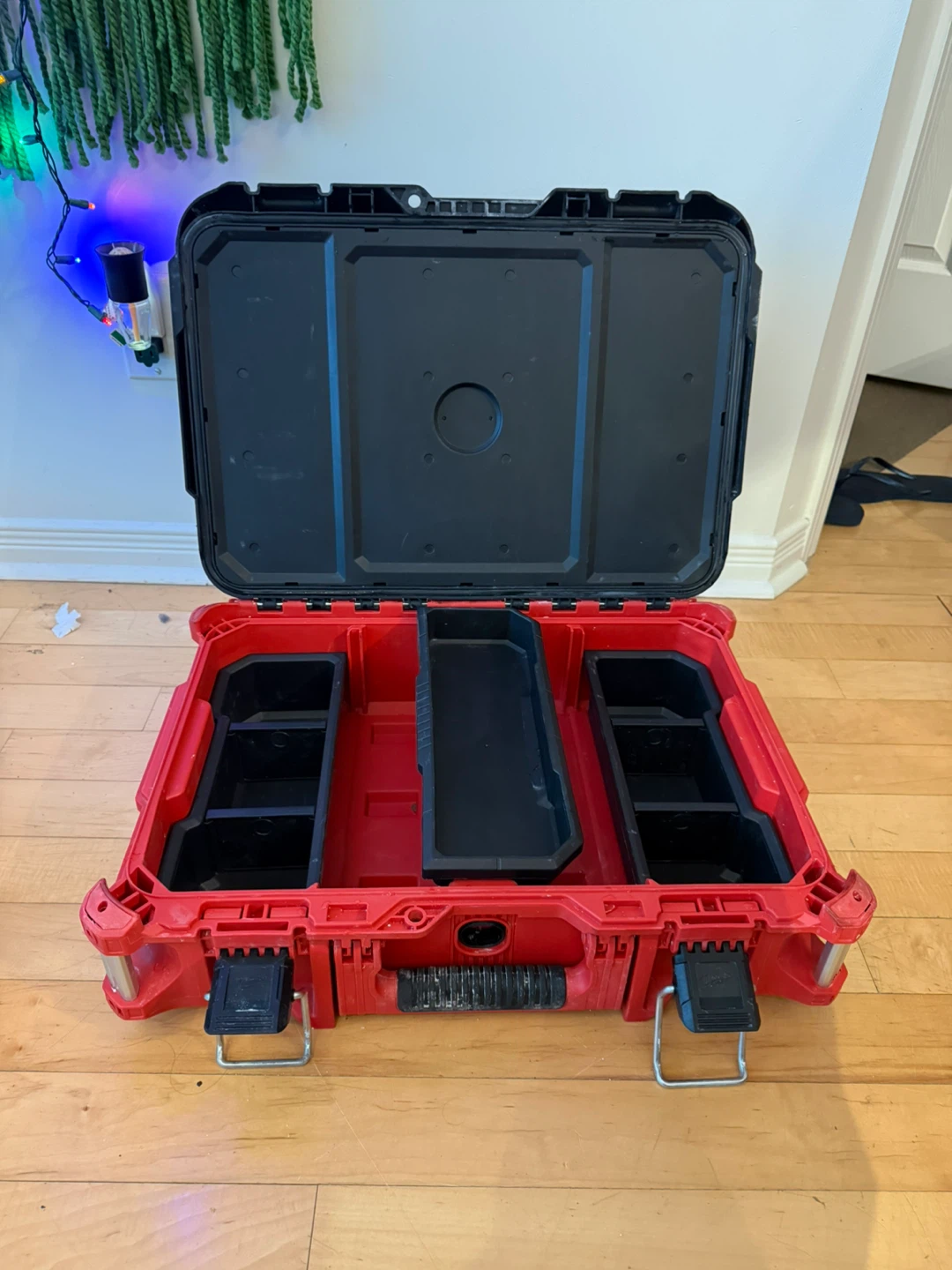 Milwaukee PACKOUT Tool Box - photo 2