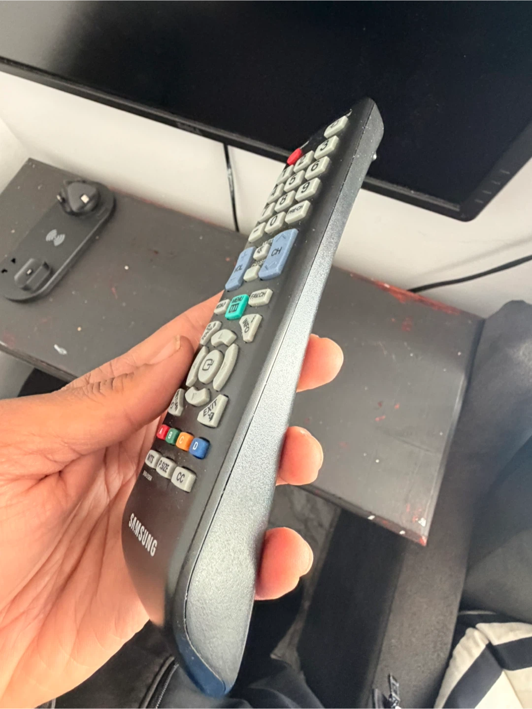 Samsung TV Remote Control BN59-01006A - photo 5