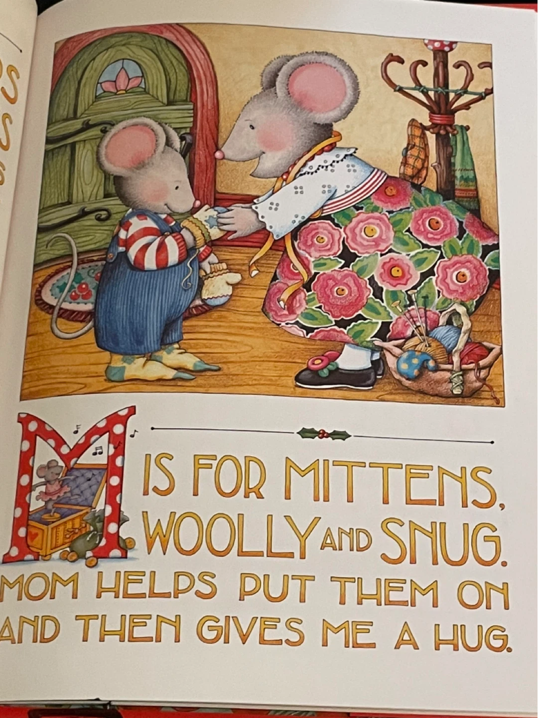 Mary Engelbreit's A Merry Little Christmas Book - photo 3