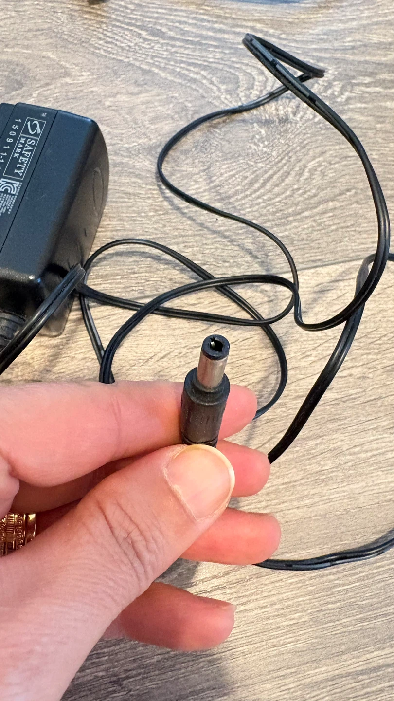 Honor Switching Adapter ADE-25W - photo 4