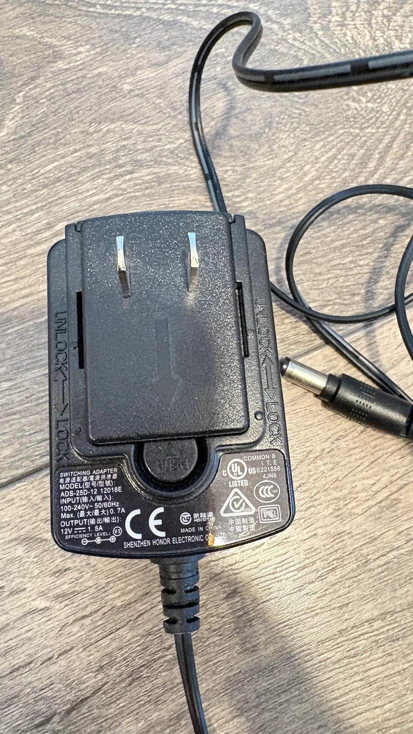 Honor Switching Adapter ADE-25W - photo 3