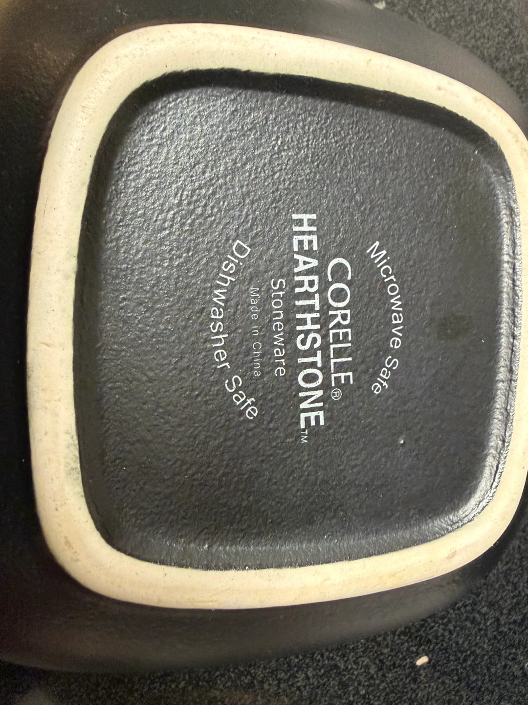 Corelle Hearthstone Red Square Dinnerware Set & Mugs - photo 3