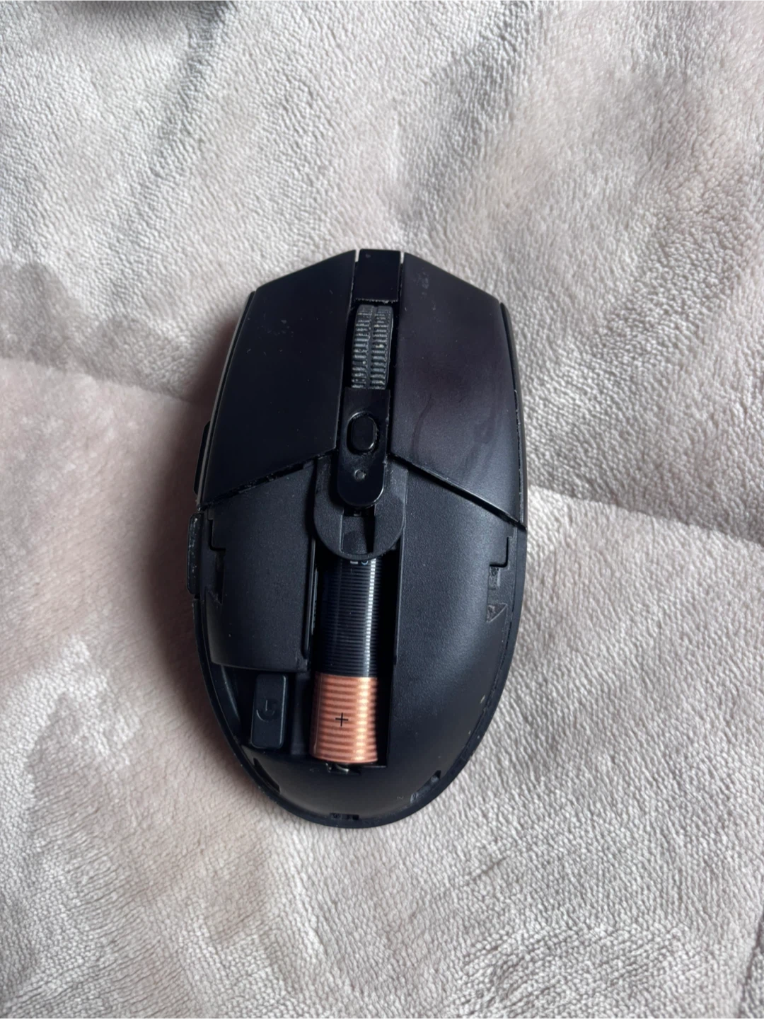 Wired AND Wireless Logitech Gaming Mice (G203 & G305) - photo 5
